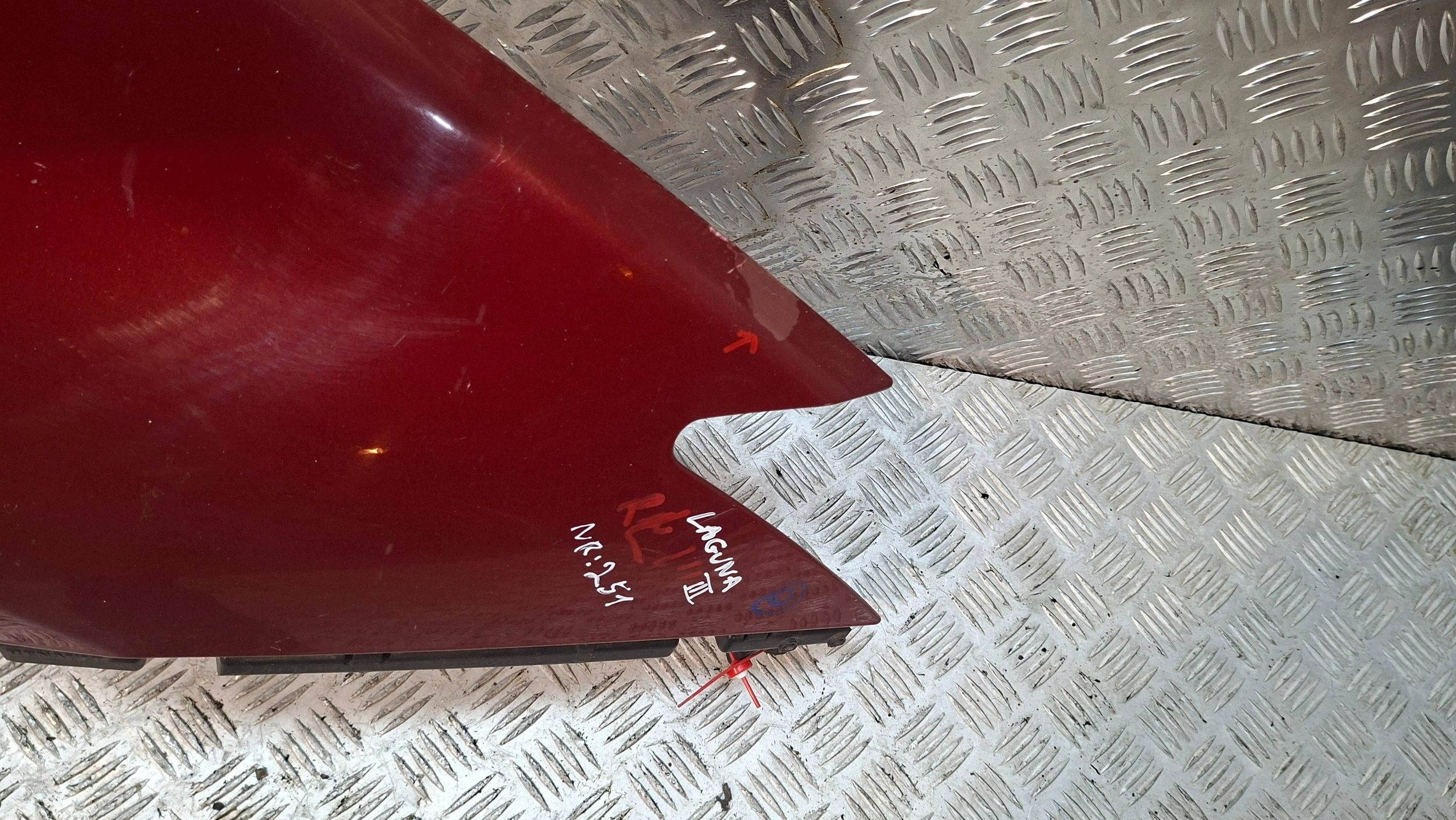 fender front right RENAULT LAGUNA III 2007-2015