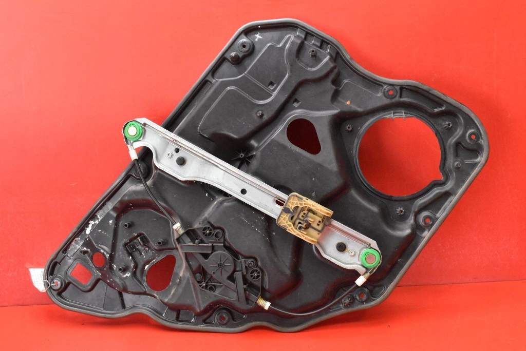 window regulator right rear part 30753330 VOLVO XC60 1 and 08-13