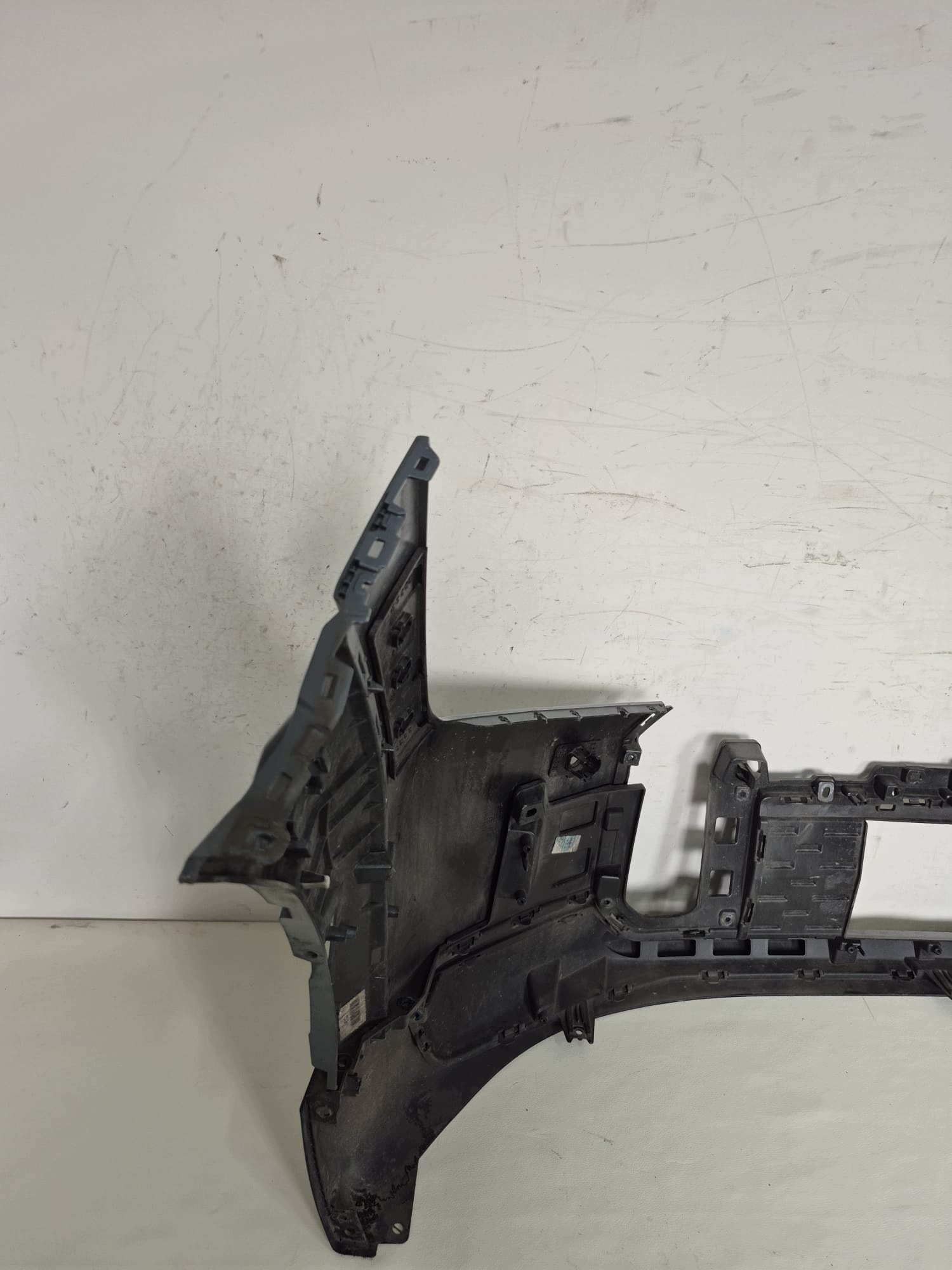 KIA EV9 24- bumper front front PDC 86512-D0100