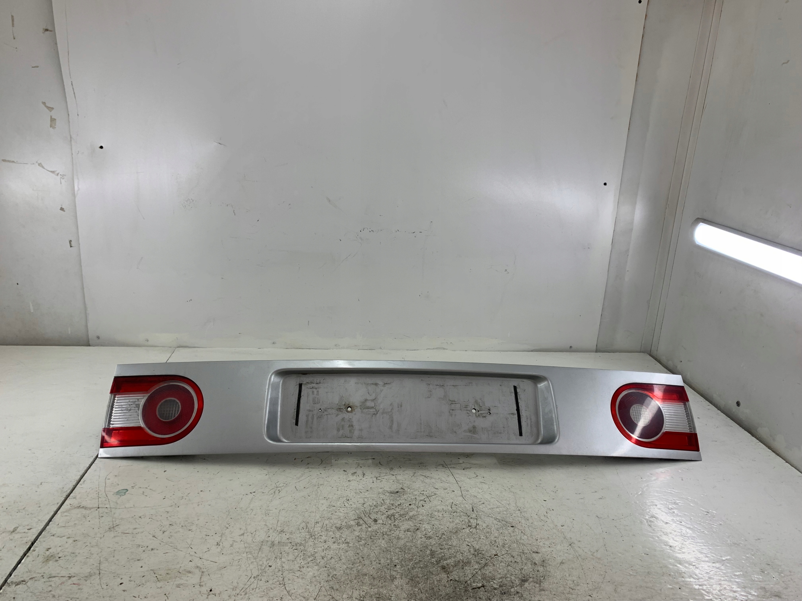 VW SHARAN MK1 LIFT 2 cap bonnet boot LB7Z