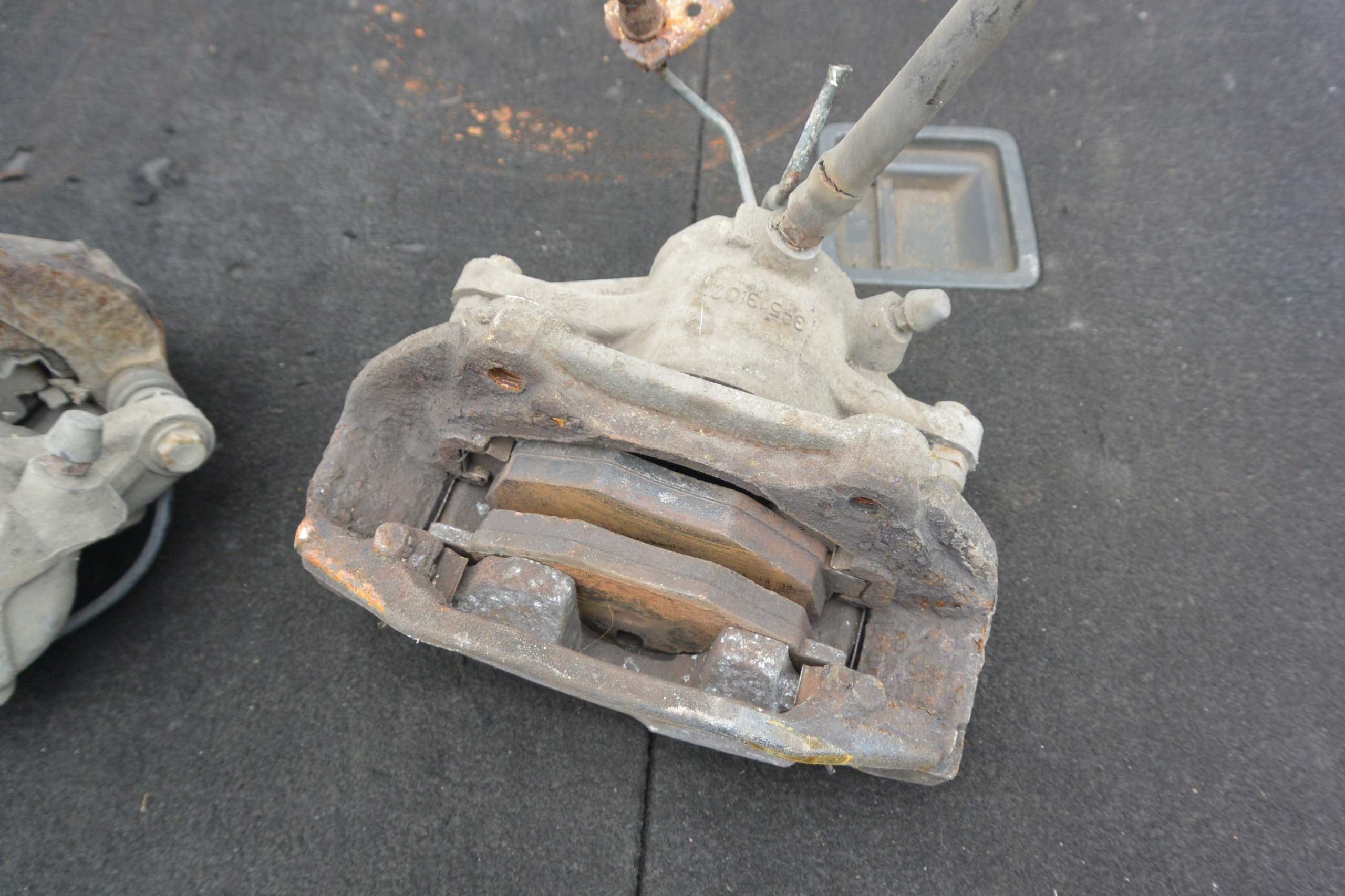 caliper calipers front right left KPL BOSCH 295x28 MERCEDES E CLS W211 W219