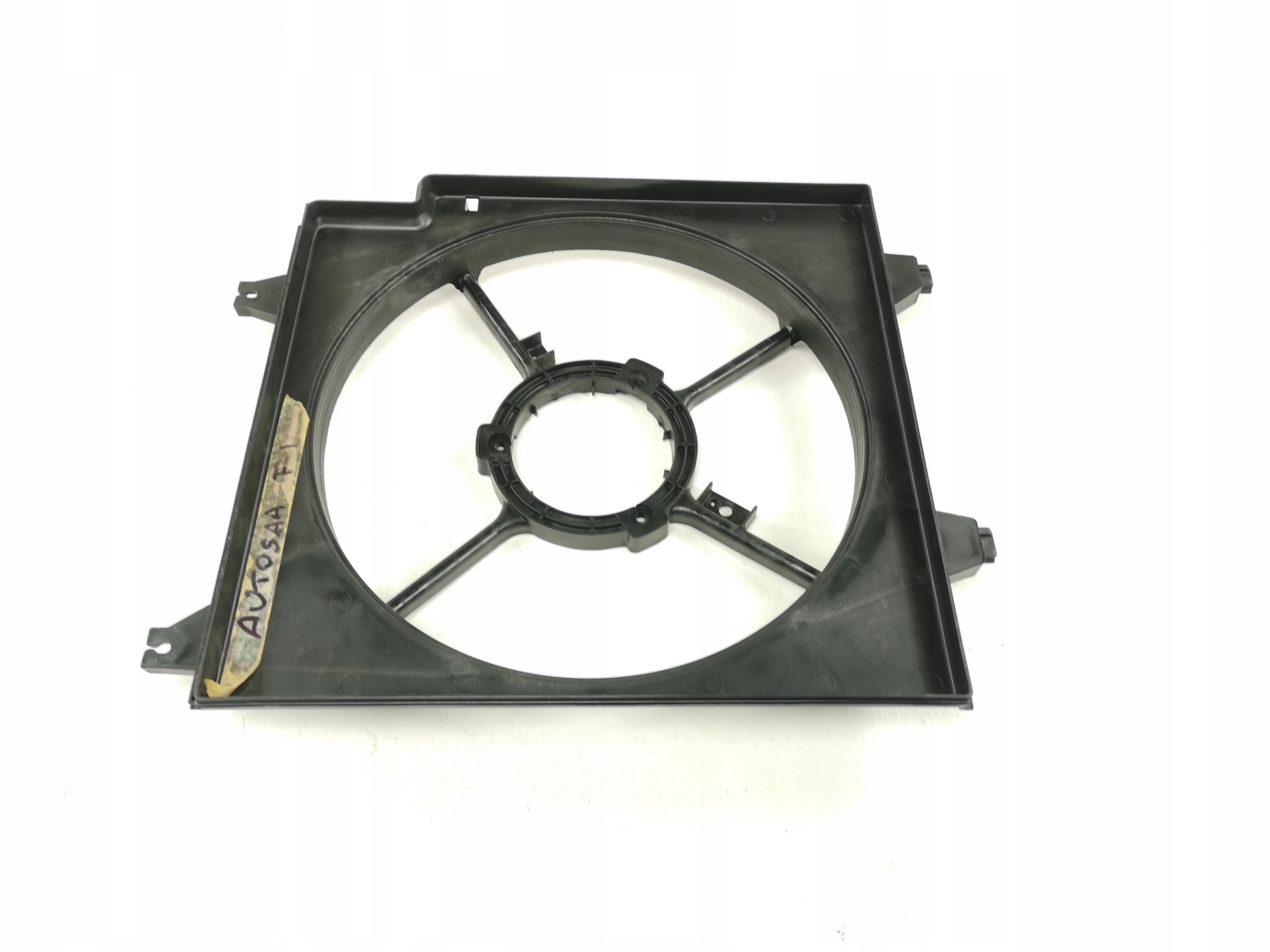 0K2KB15210 - КОРПУС ВЕНТИЛЯТОРА РАДИАТОРА KIA CARENS II ASO