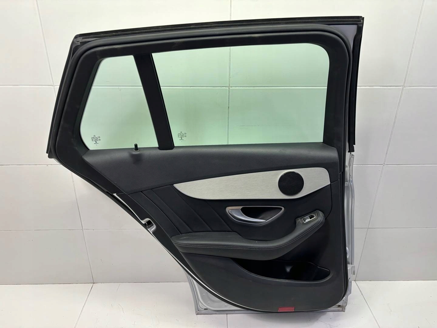 door rear part left side Mercedes-Benz C W205 2017