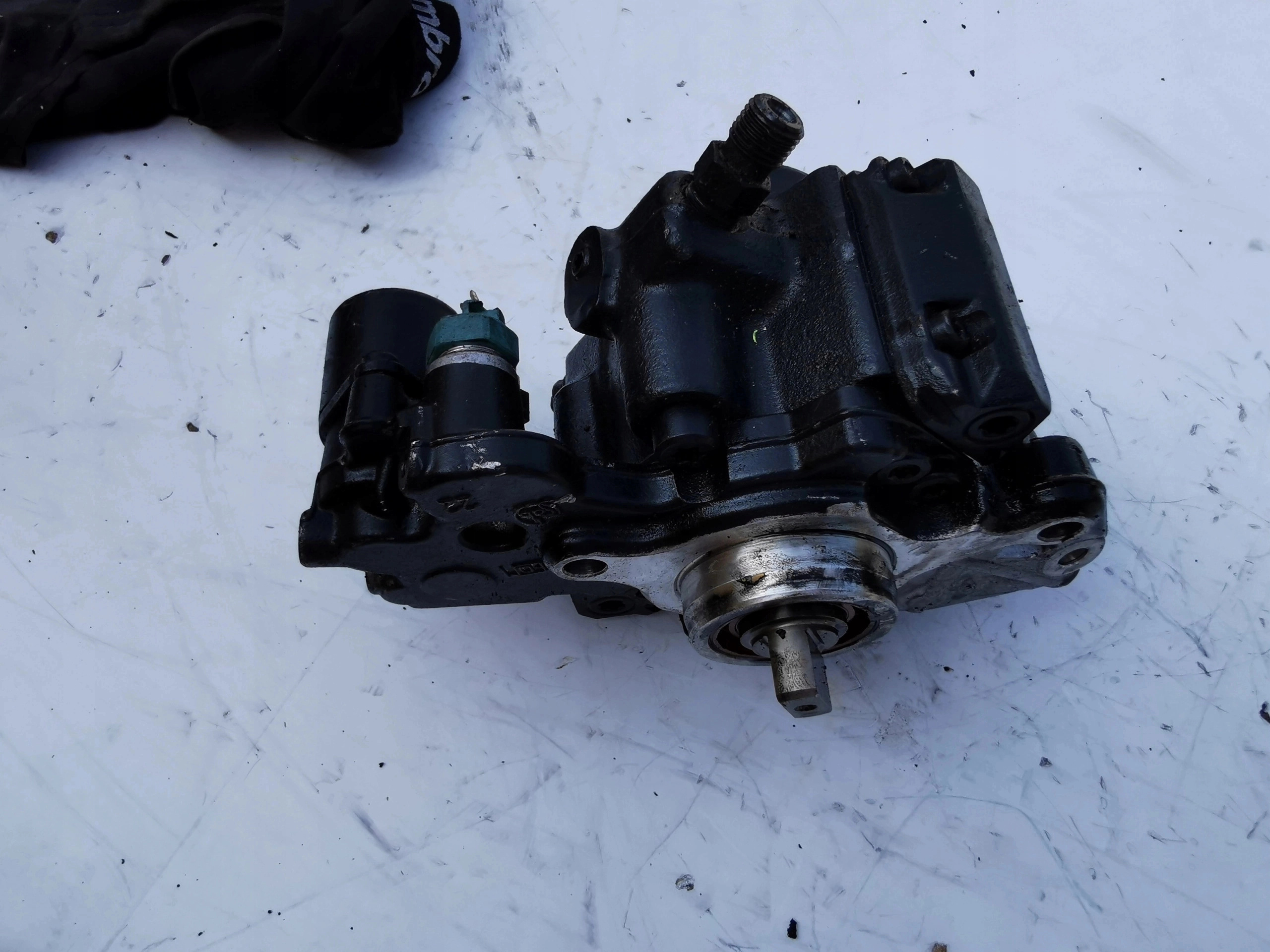 FORD KUGA 2.0D 9424A050A 9687959180 injection pump