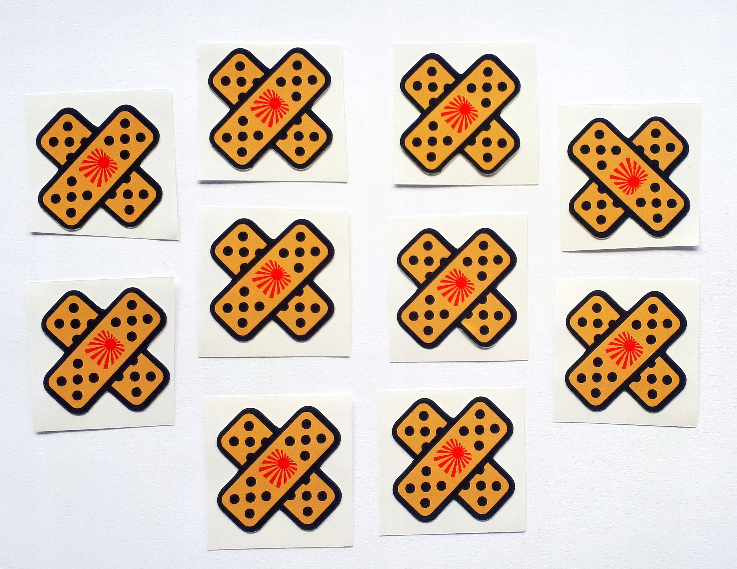 

Małe plastry Jdm pakiet 10szt.