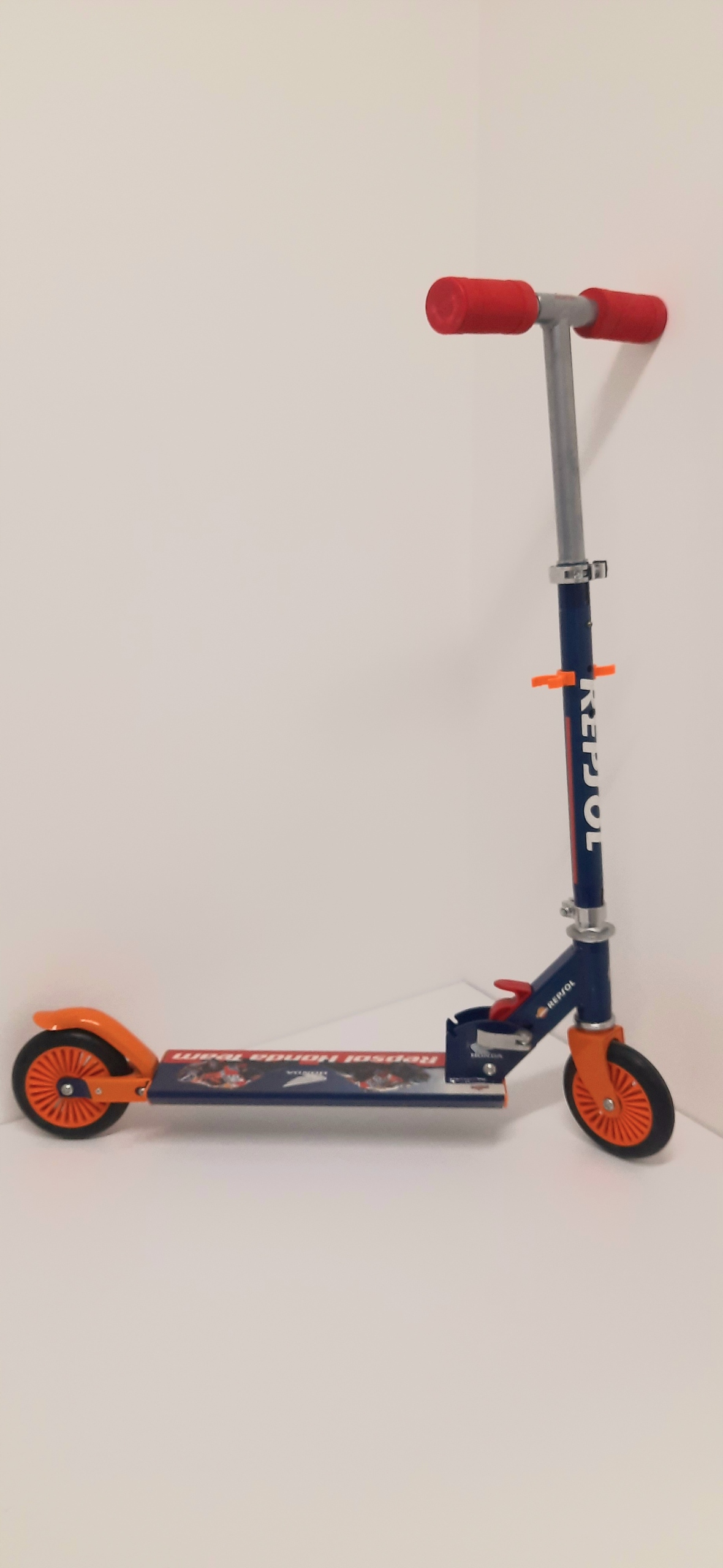 BH5631-HULAJNOGA 2-KOŁOWA Metalowa Repsol honda3+