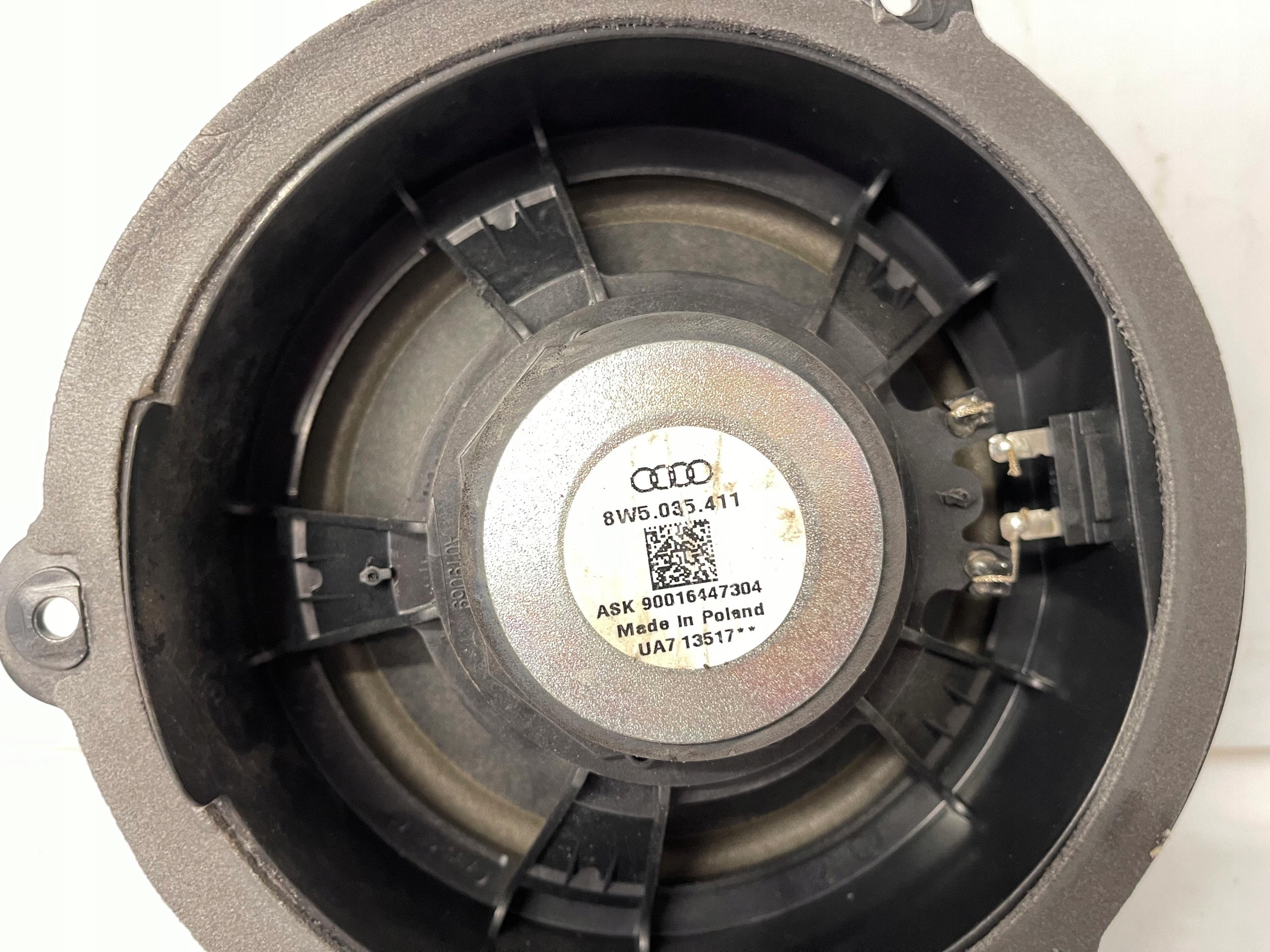AUDI A4 B9 speaker door left right rear part 8W5035411