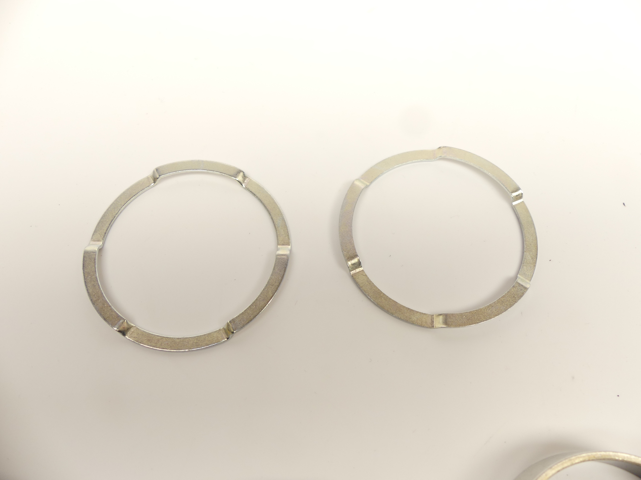 . USZCZELNIACZE PANEWKA LAGA NOWE 34922101A DUCATI X DIAVEL XDIAVEL 16 + Producent Ducati OE