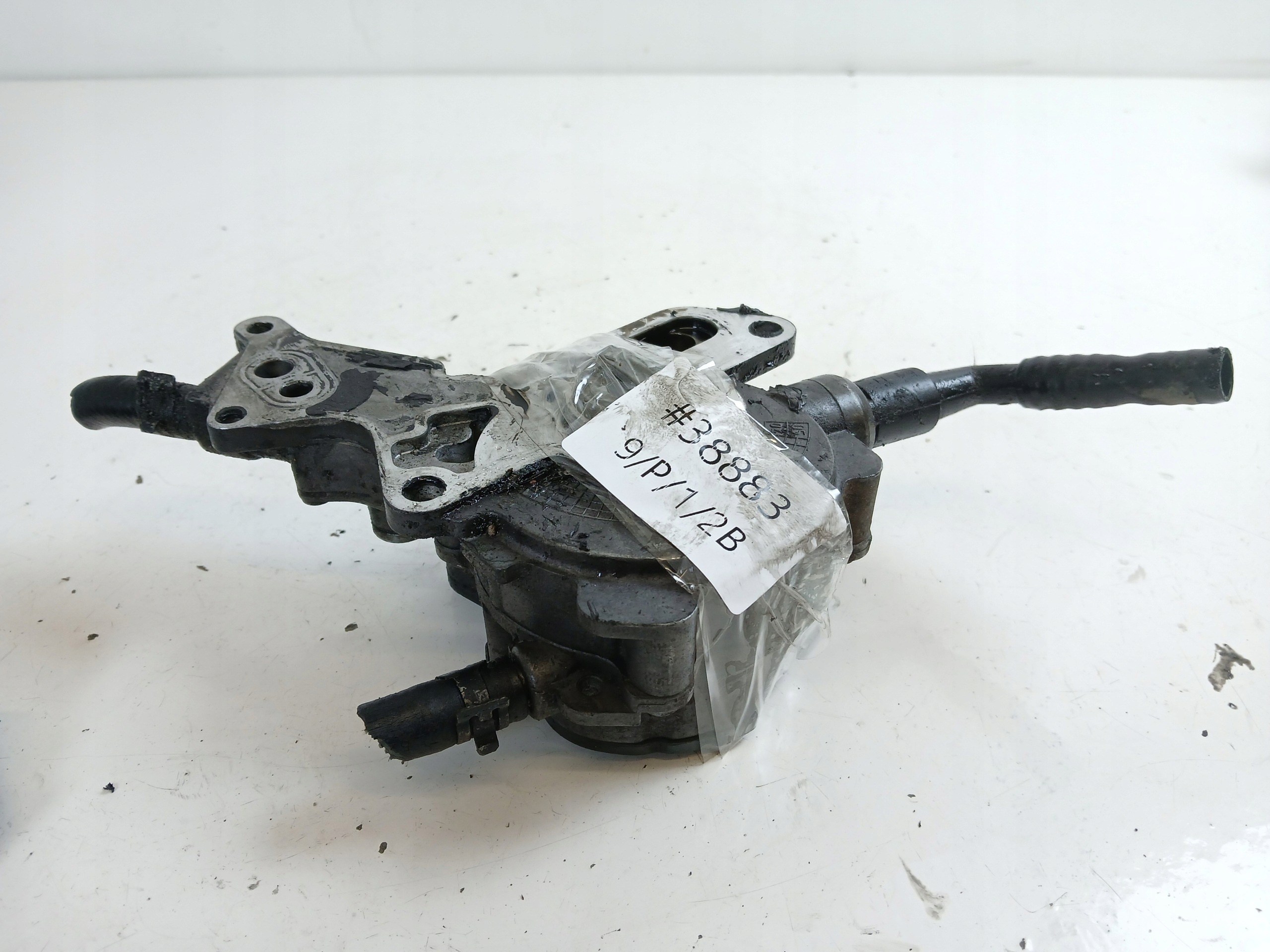 Pompa VACUM VACUM VW PASSAT B6 A3 8P GOLF V 2.0 TDI 038145209K