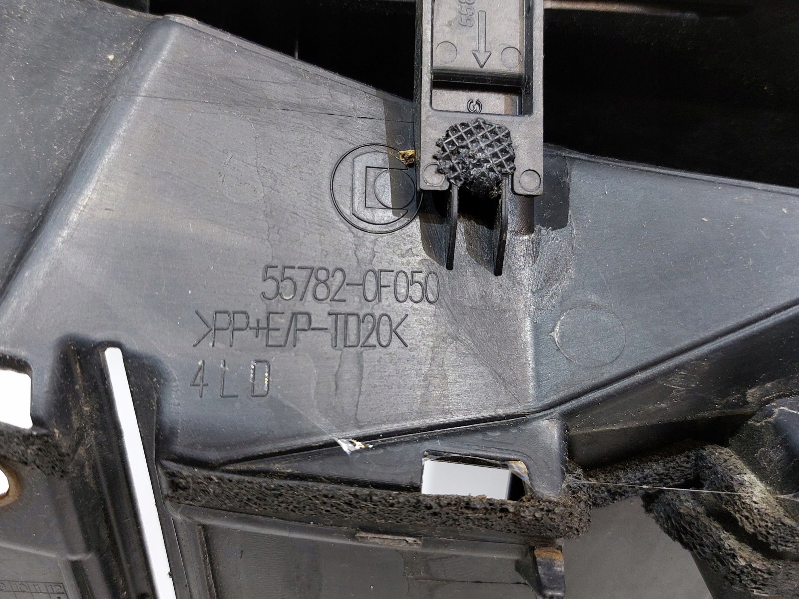 PODSZYBIE KOMPLETNE TOYOTA VERSO 13-18r LIFT Wersja Europejska