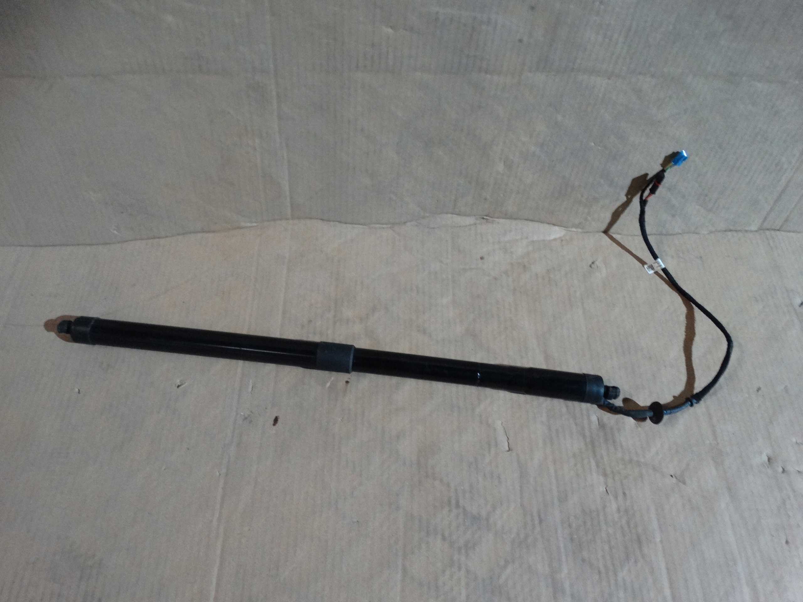 IDEALNY damper bonnet rear PORSCHE PANAMERA 970 1