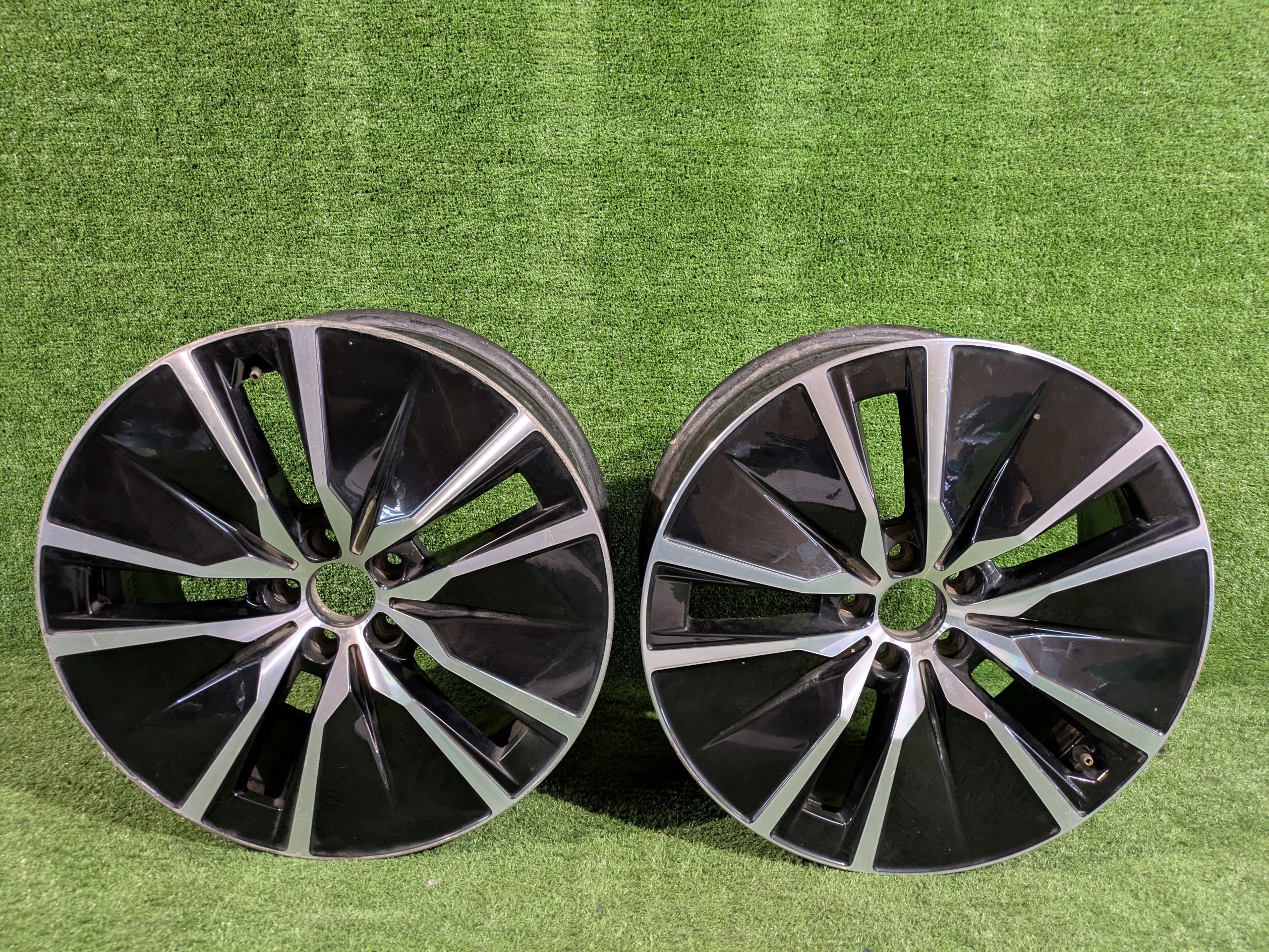 disk disk hliníkový VOLVO XC90 19" x 8J ET42.5 NR.F299