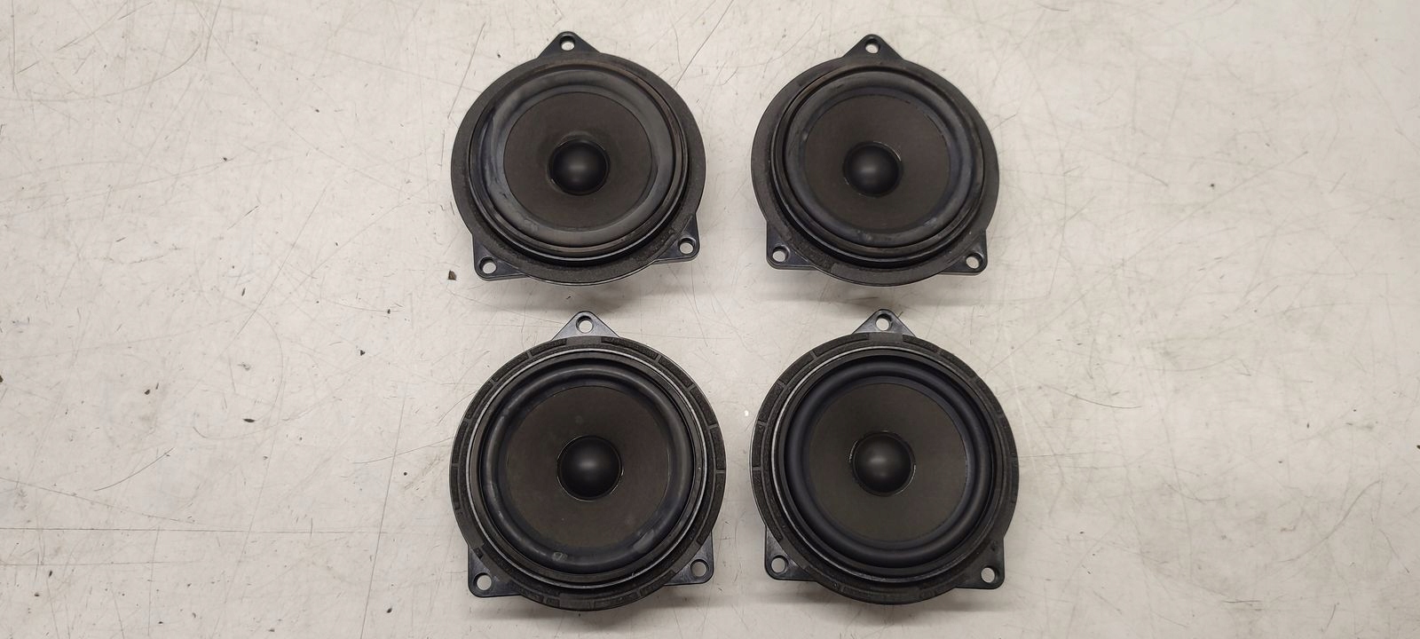 speaker speakers door BMW E91 320i