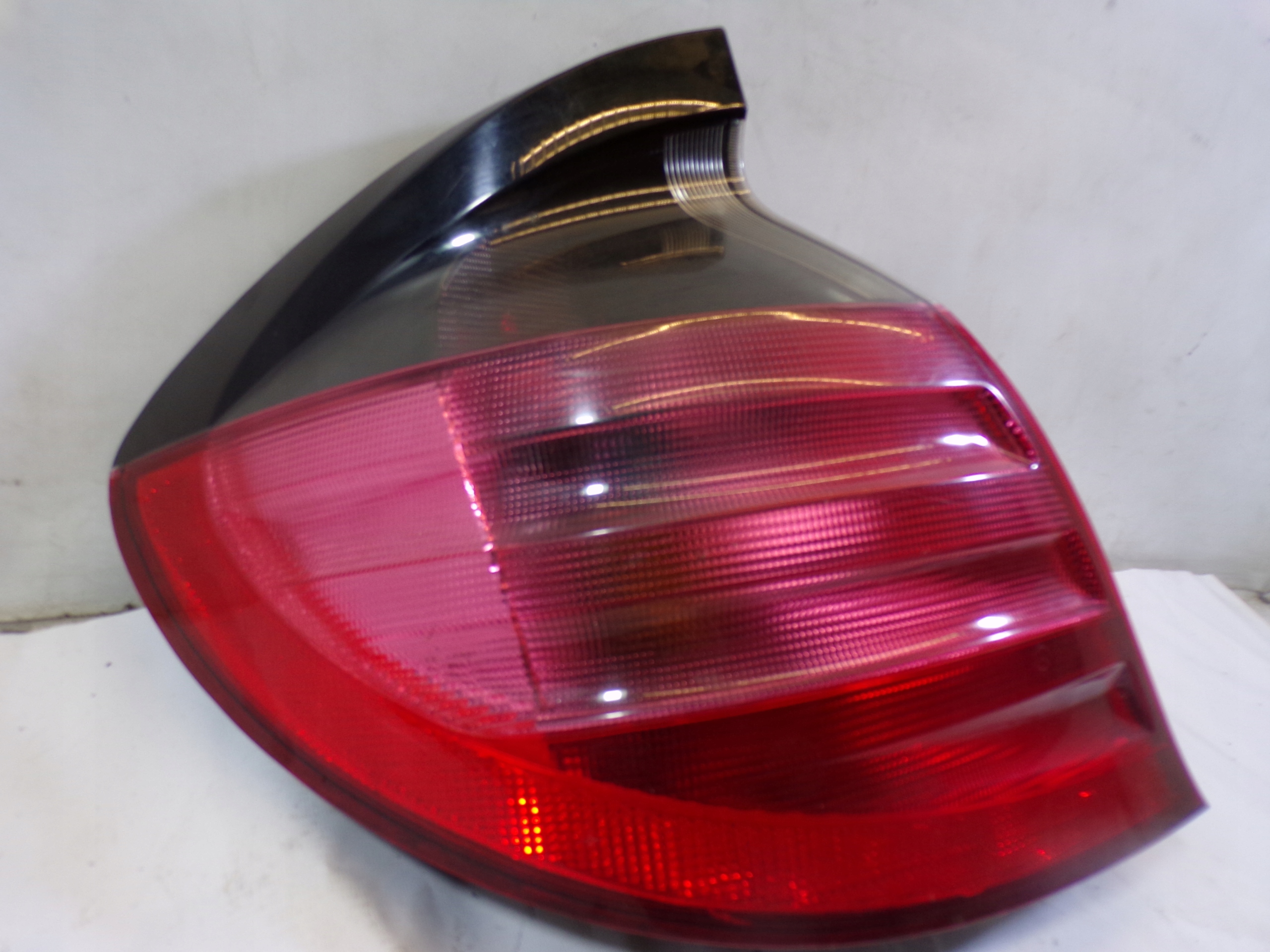 light rear rear part left MERCEDES W203 COUPE (K1)