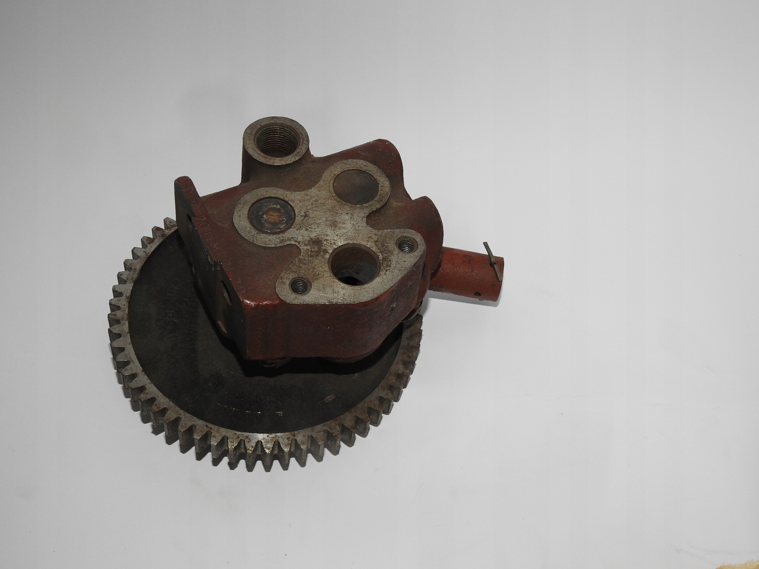 pompa oleju olejowa Ursus C330 C-330 wózek Rak Suchedniów Numer katalogowy części pompaolejuC330