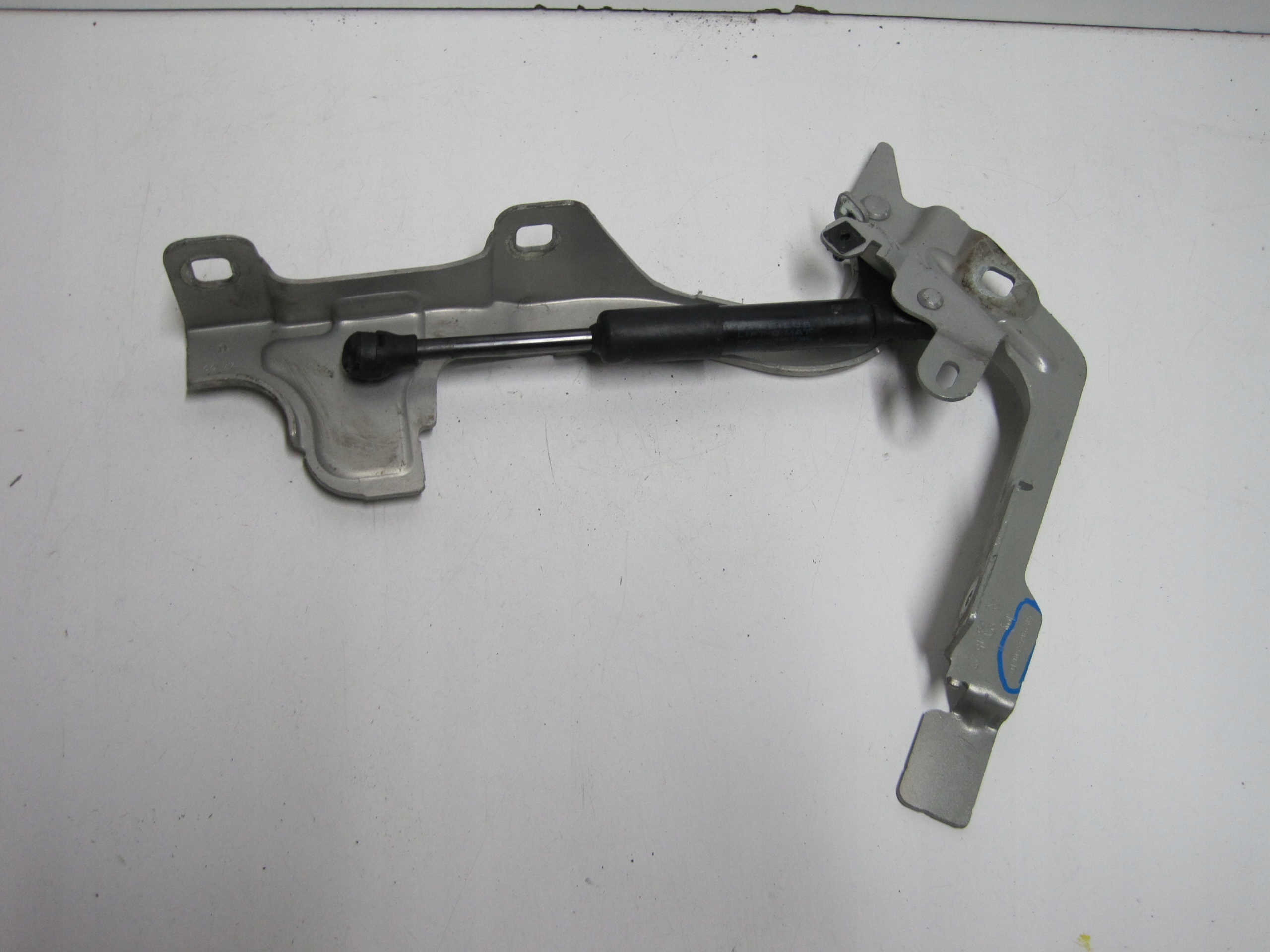 hinge bonnets CITROEN DS7 9829653580 9829653680