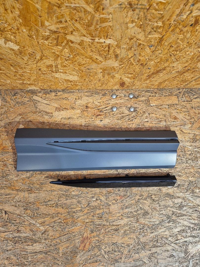 LISTWA DOKŁADKA DRZWI AUDI Q3 83A853969