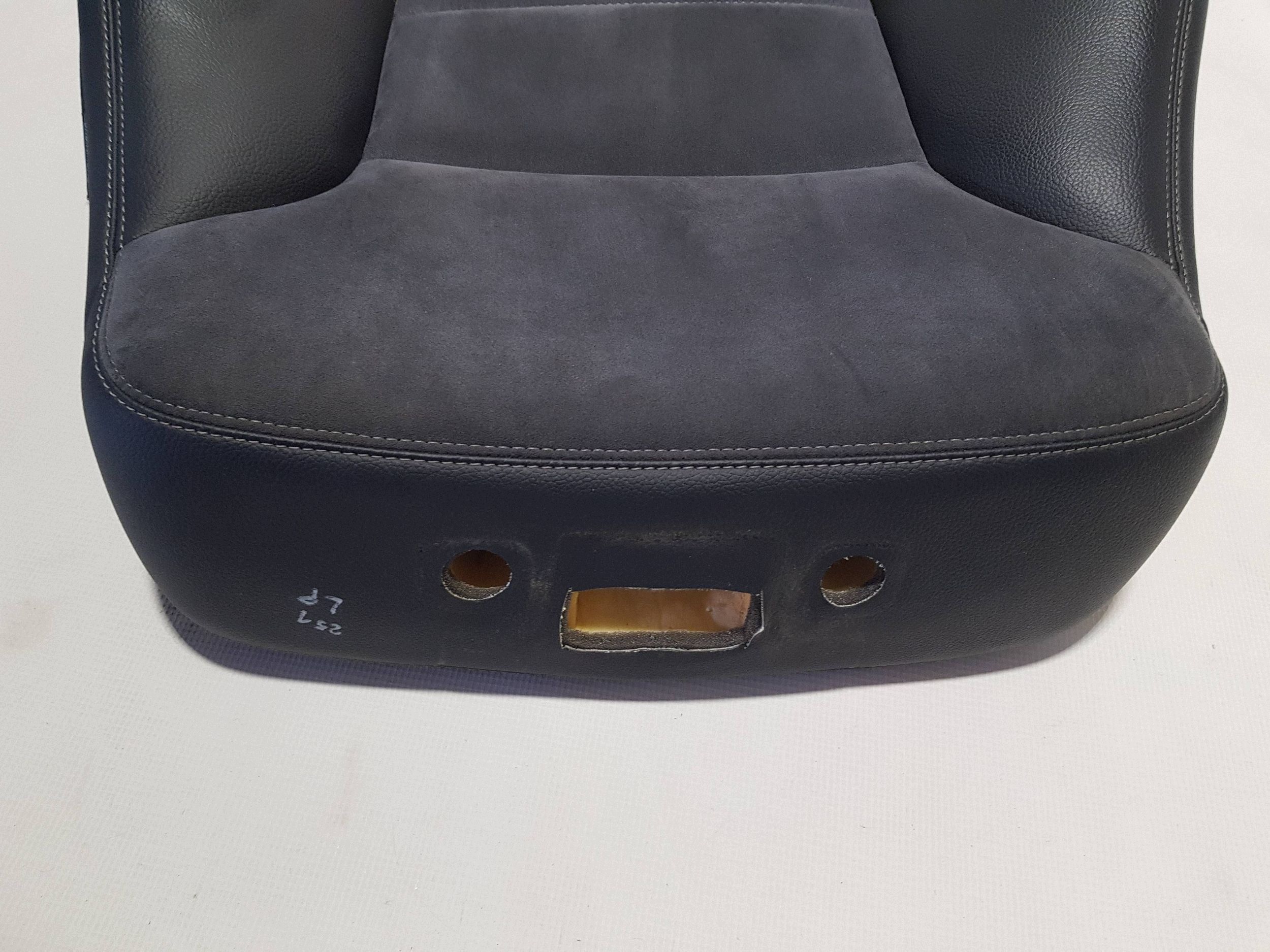 side OPARCIE seat front left driver´s Mercedes R W251 LIFT alkaline