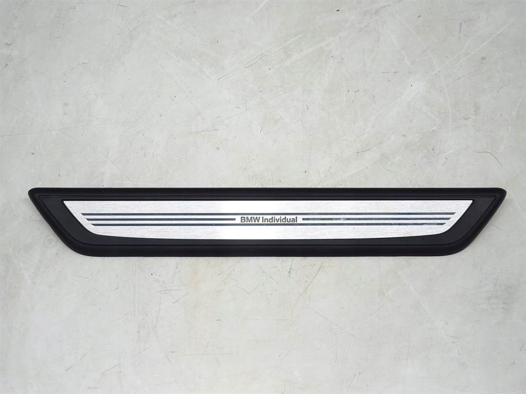 NAKŁADKA PROGOWA PRZÓD PRAWA LED BMW F01 F02