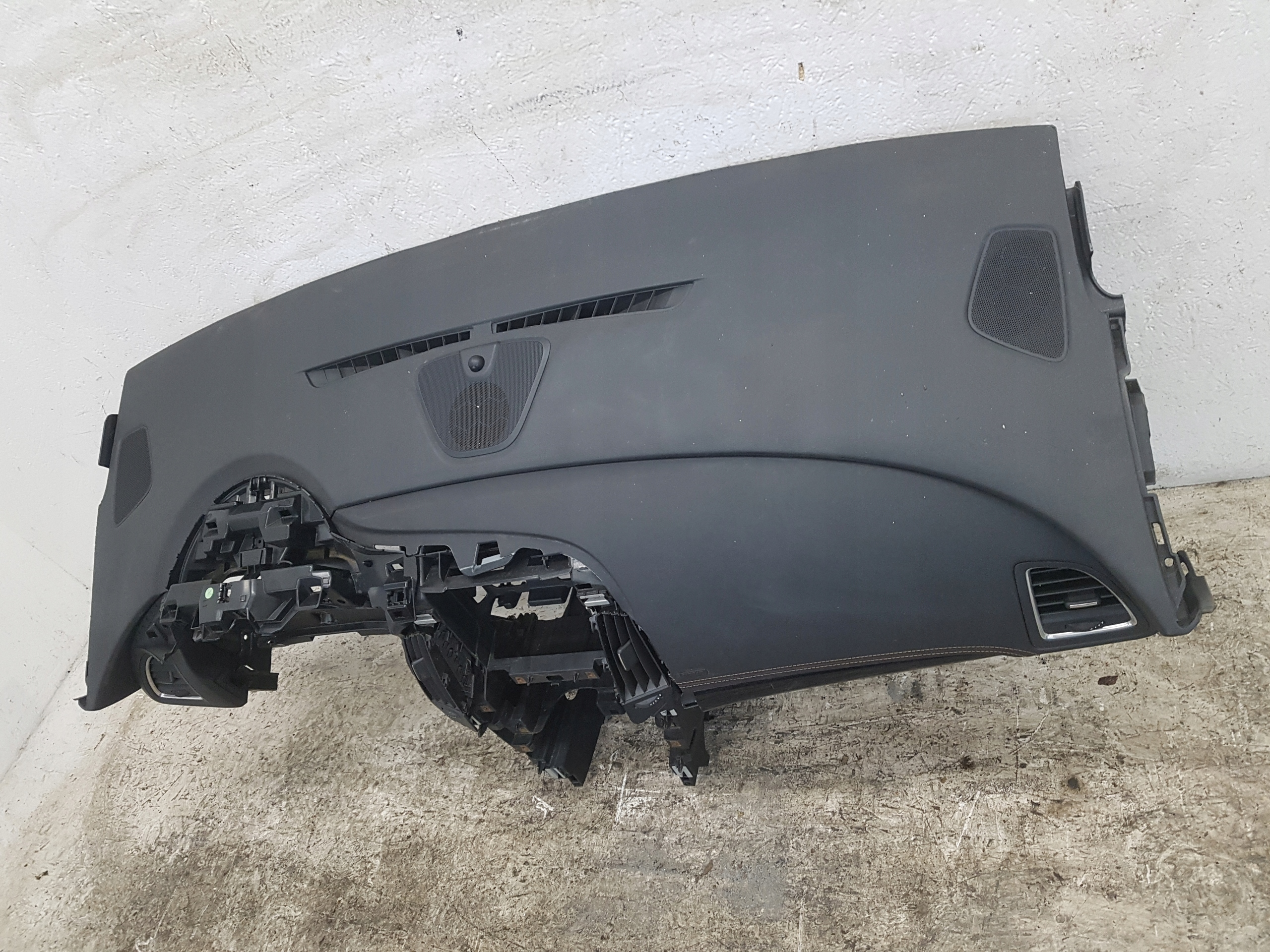 dashboard instrument panel OPEL ASTRA J 2316599 / 522040591