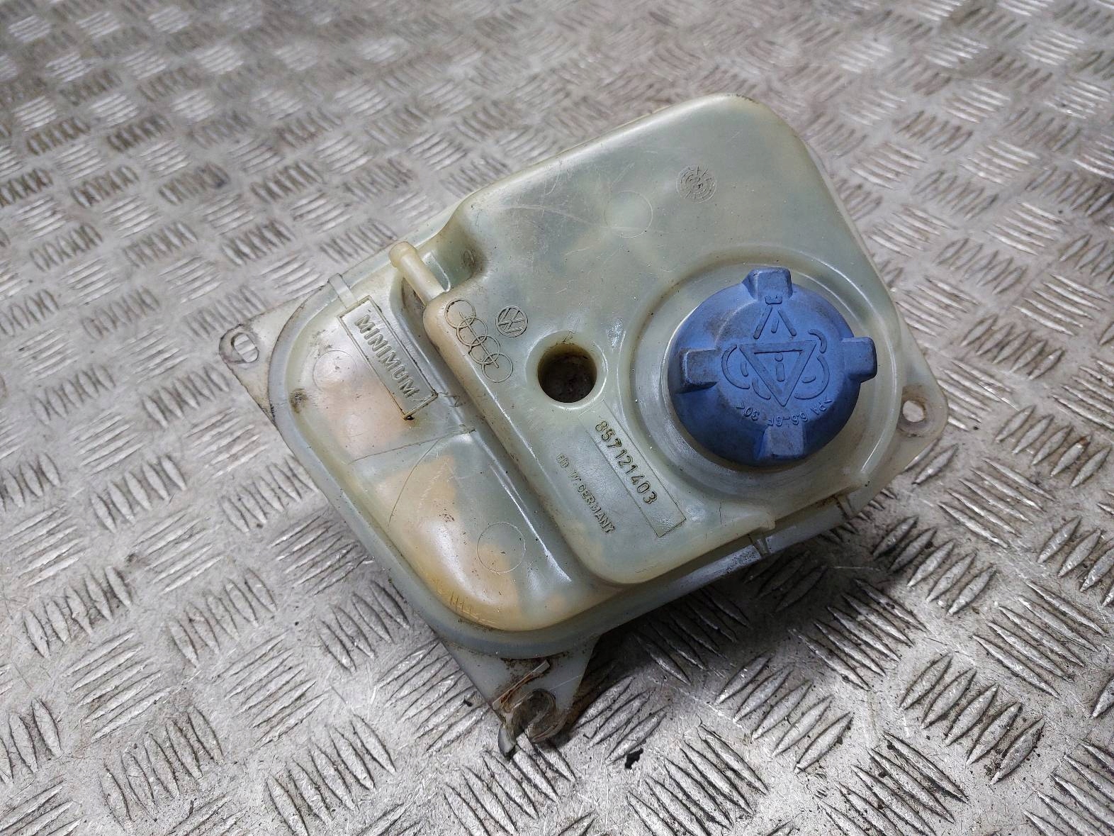 Réservoir eau AUDI 100 C3 80 B2 B3 857121403