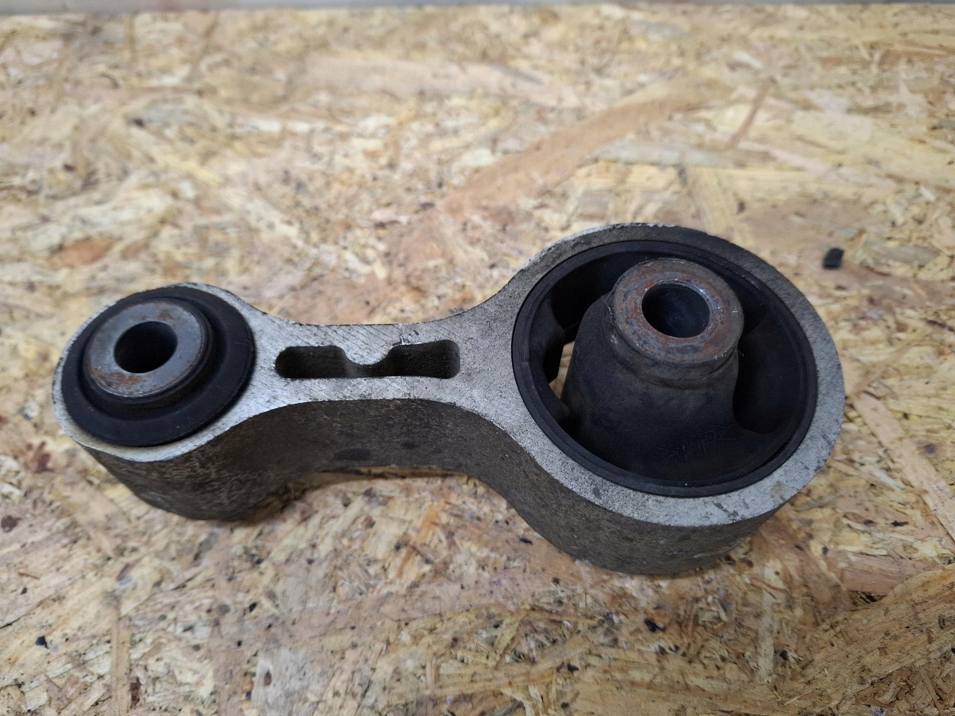 engine mount Mazda 6 facelift 2007