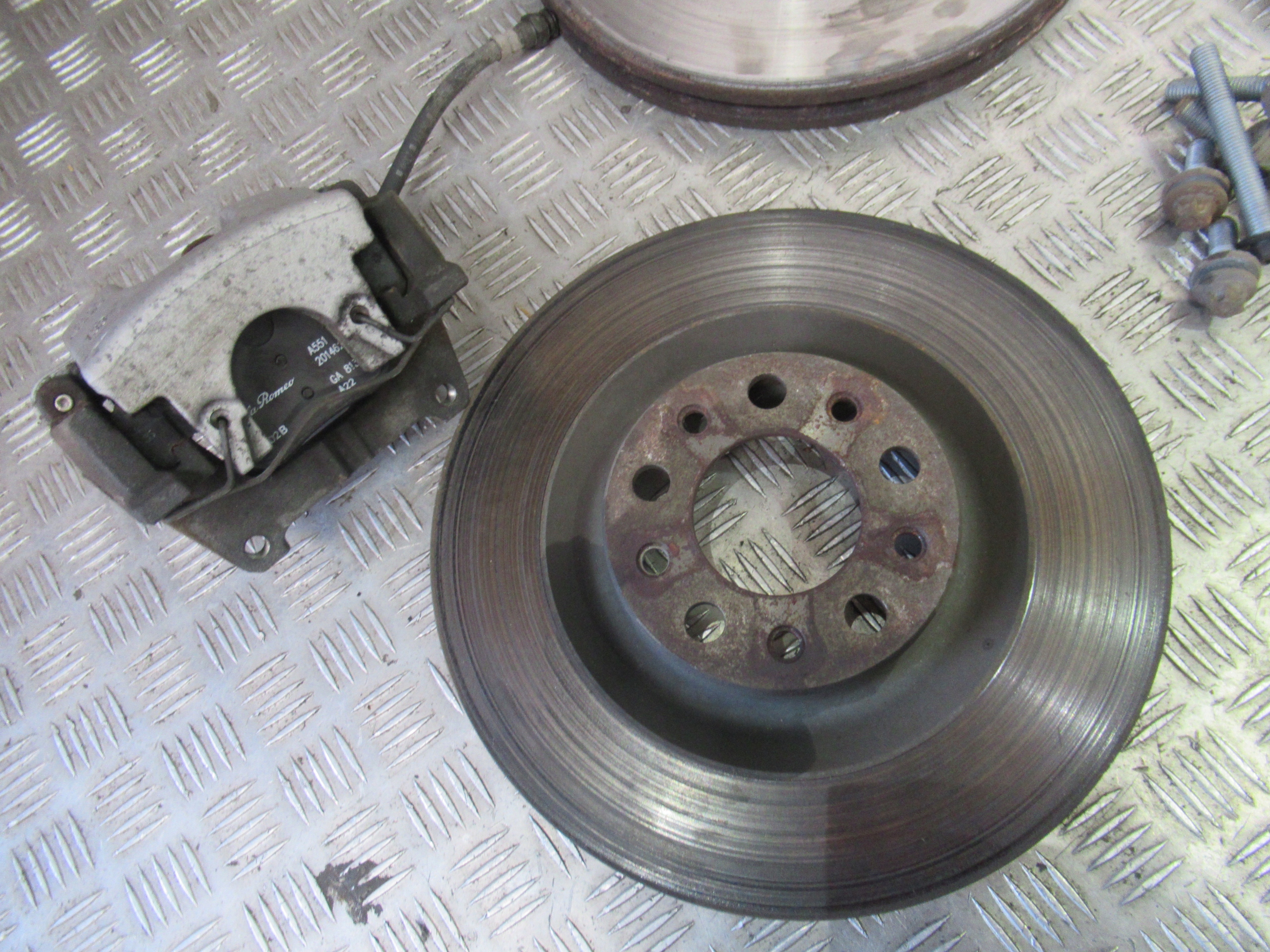 HAMULCE ZACISKI TARCZE HAMULCOWE ALFA ROMEO STELVIO 2.0T Typ samochodu 4x4/SUV Samochody osobowe