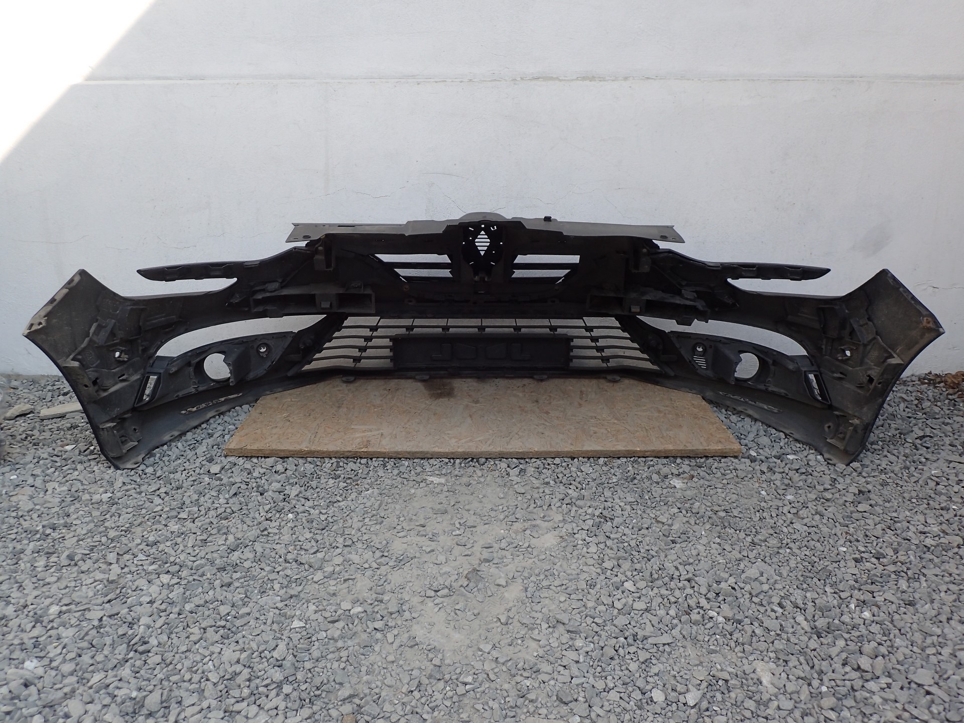 bumper front front RENAULT MEGANE 4 IV 2016