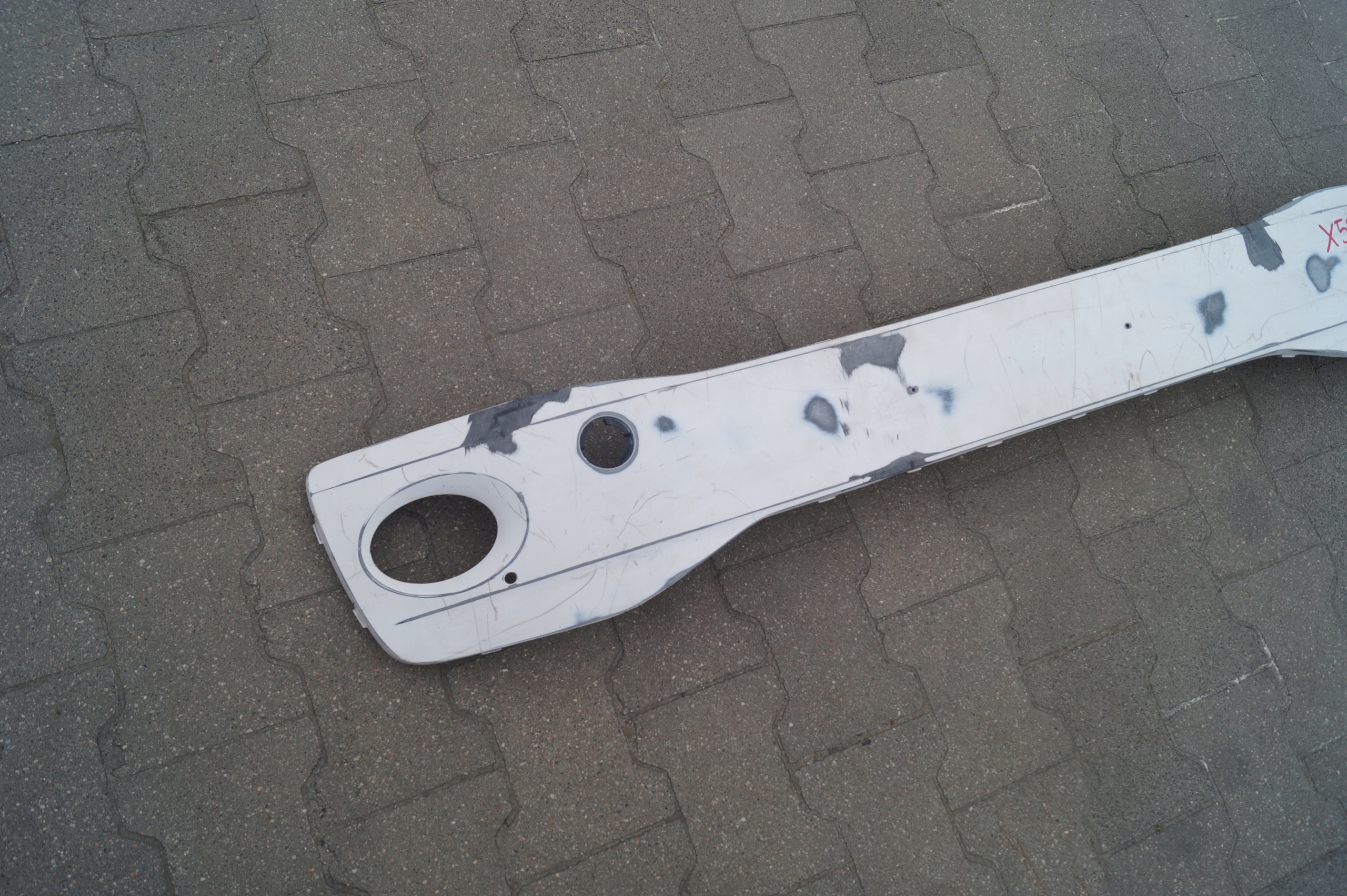 grid moulding for bumper front VW UP UP! LIFT 1S0