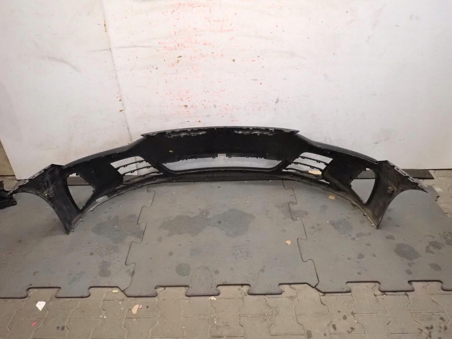 bumper front front AUDI GT RS E-TRON 2021- 4J3807529
