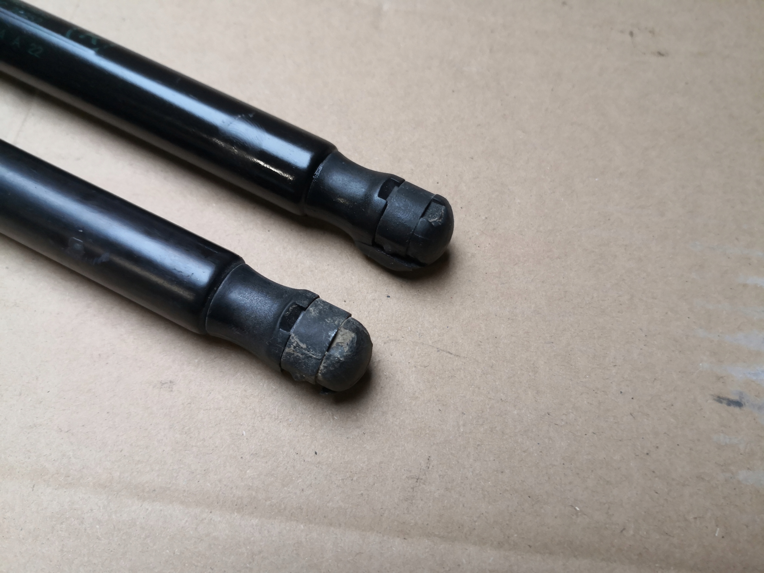 SILOWNIKI bonnet boot FORD MONDEO MK5