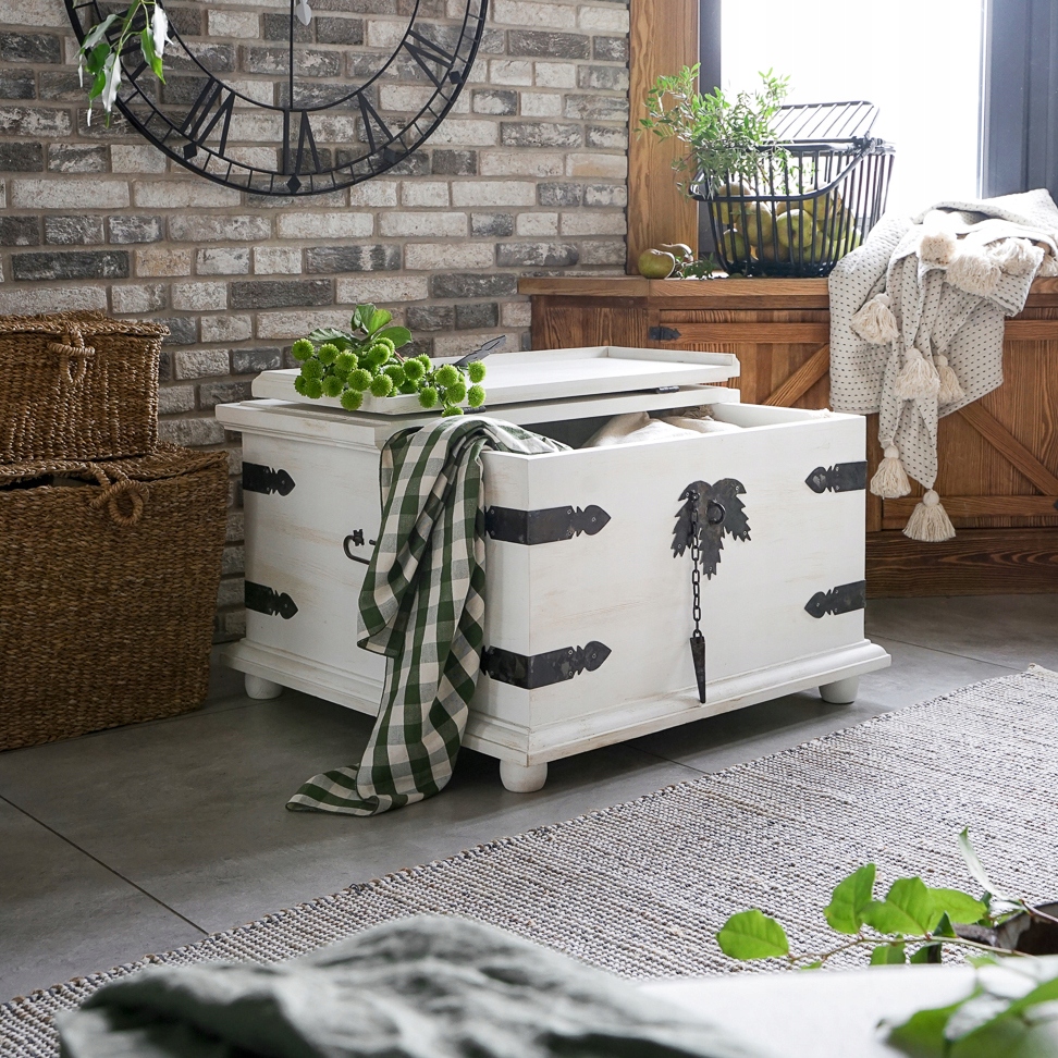 Biała skrzynia, kufer ze schowkiem Marka Rood-Drew