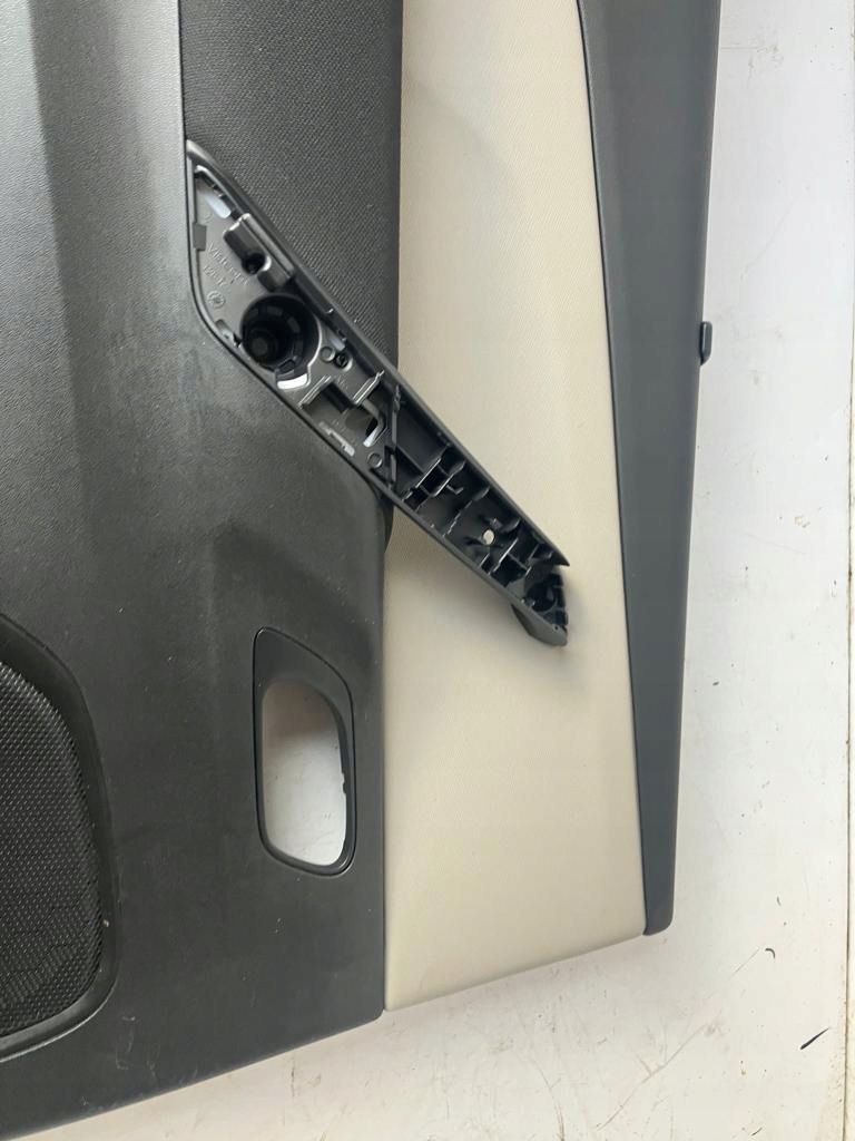 side door left rear part C4 GRAND PICASSO II blinds