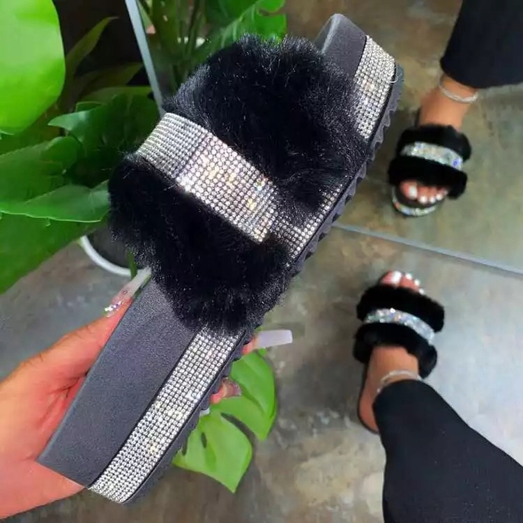 

Klapki damskie futro kapcie 100% new diamond 38