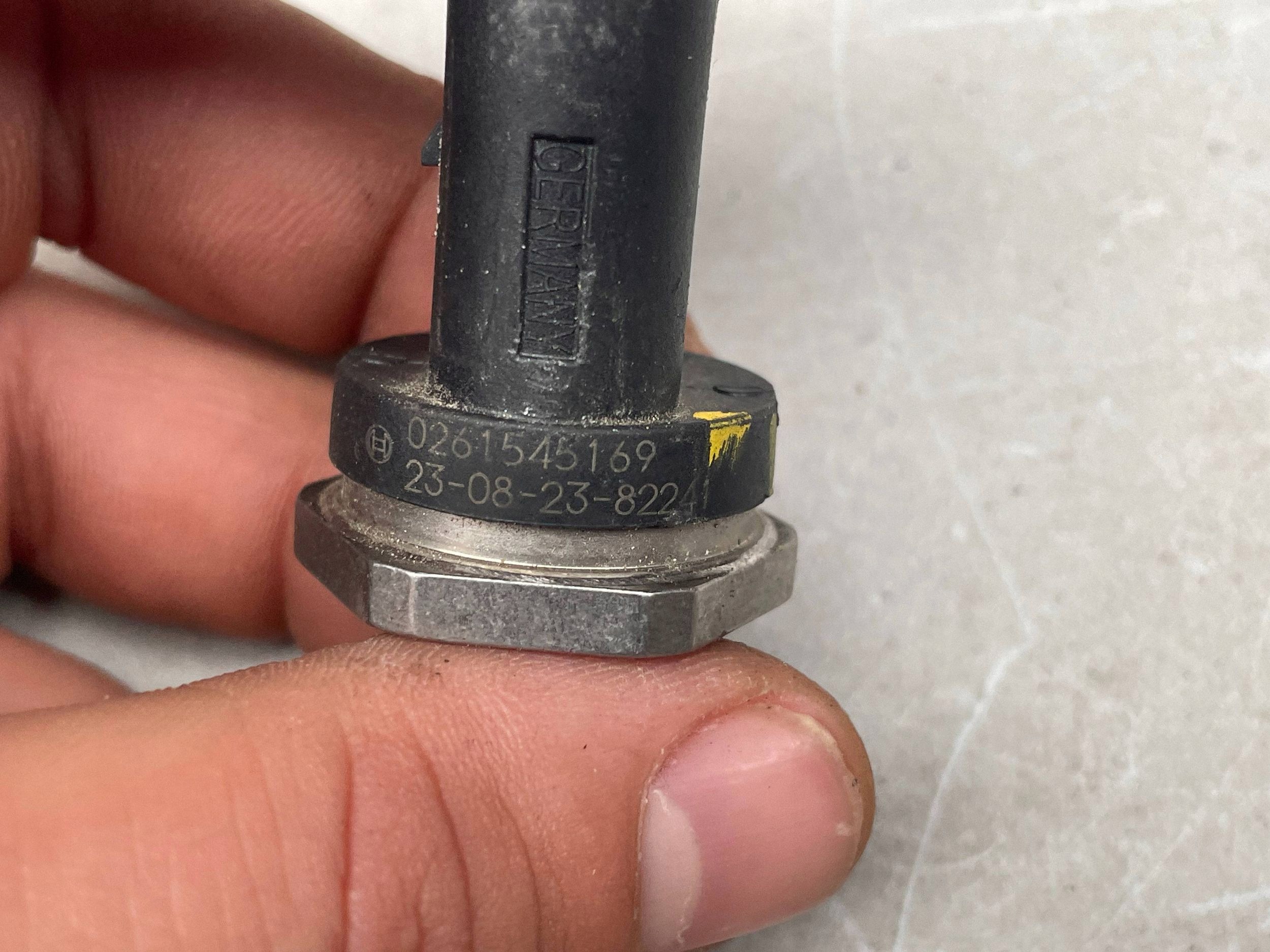 sensor druck des kraftstoffsbehälters SKODA KAMIQ 05E906054A @M