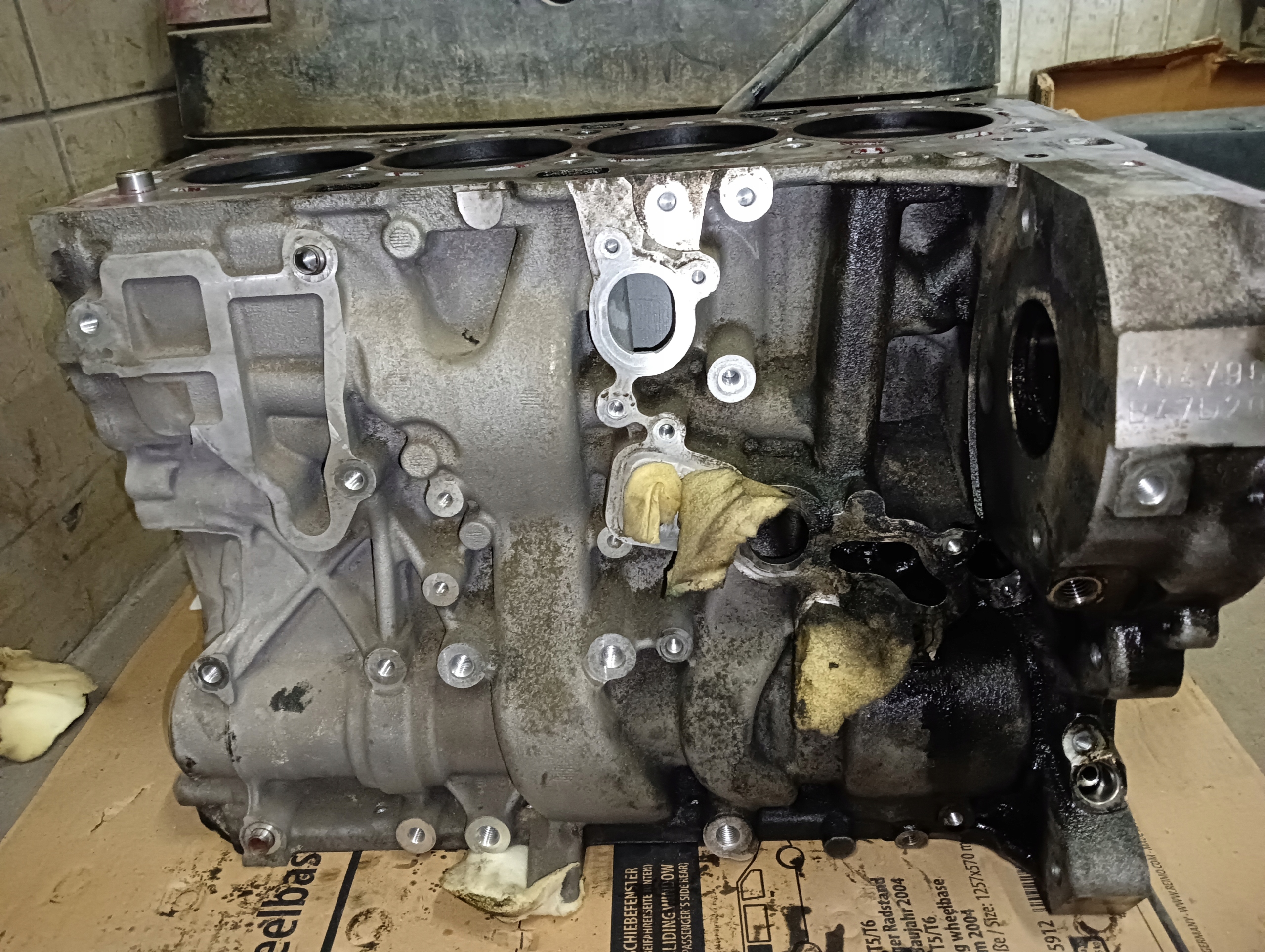 BLOK SILNIKA BMW 2.0D B47 I B47D20A 851398206 D62120 Typ samochodu Samochody osobowe