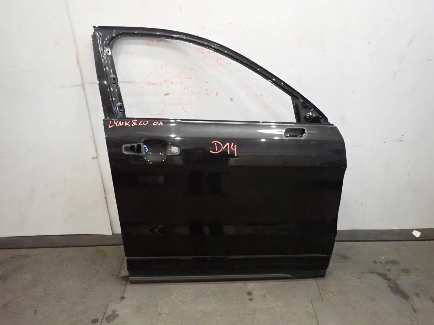 door front front right LYNK&CO LYNK 01 2021