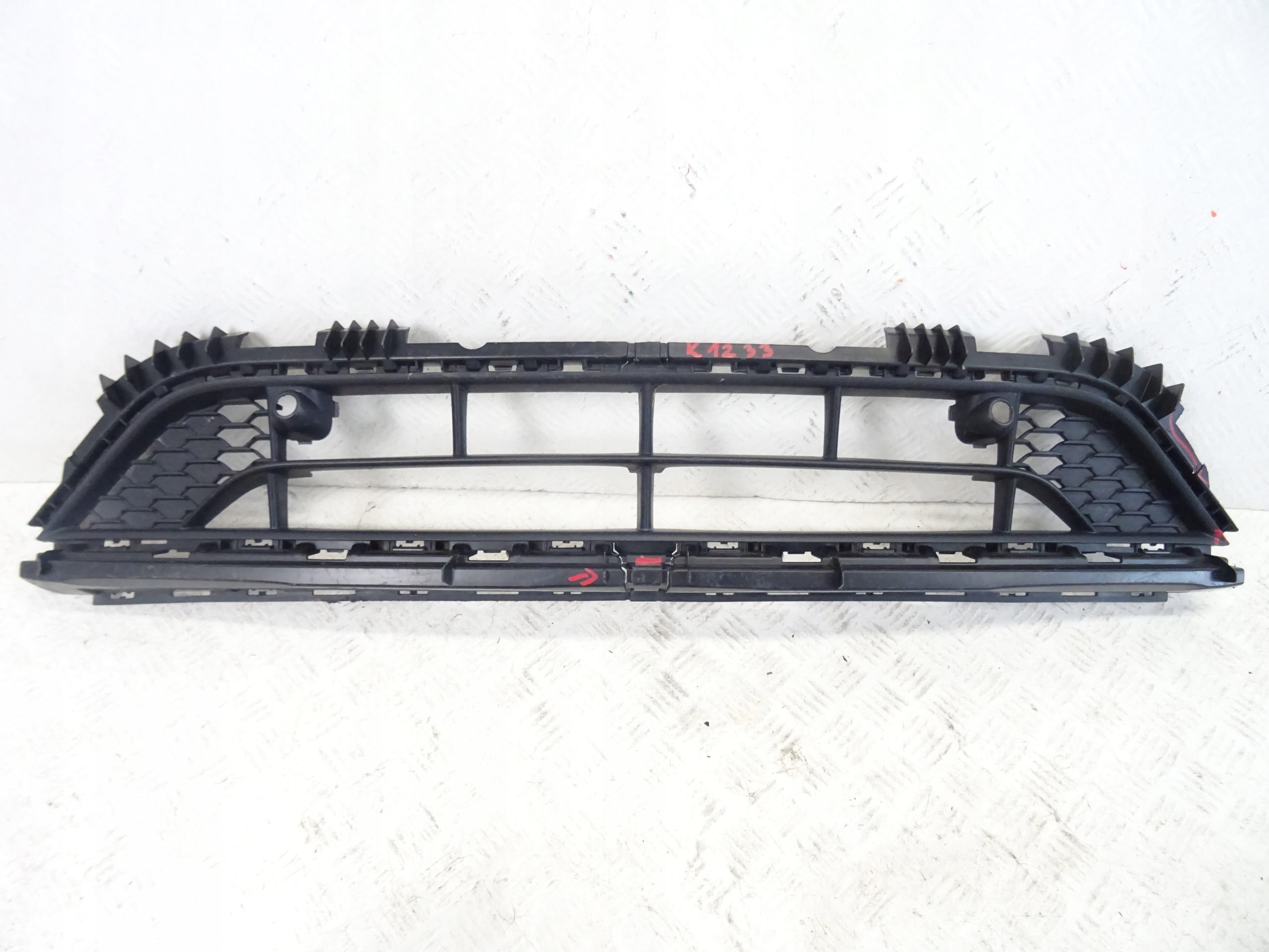 grid of a bumper front front central MERCEDES GLB AMG 247 A2478856003