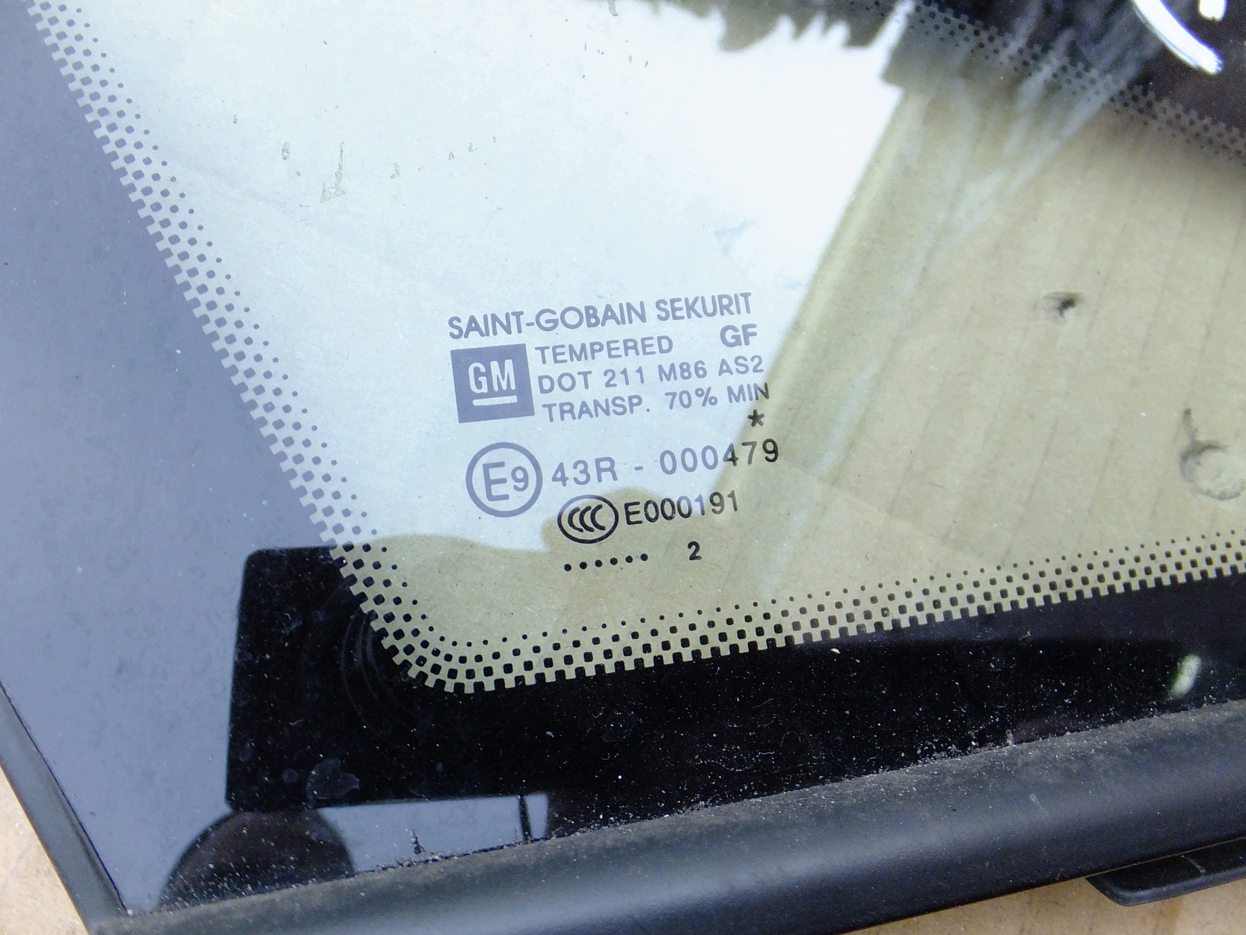 ablak jobb eleje opel corsa d 3D 2012r