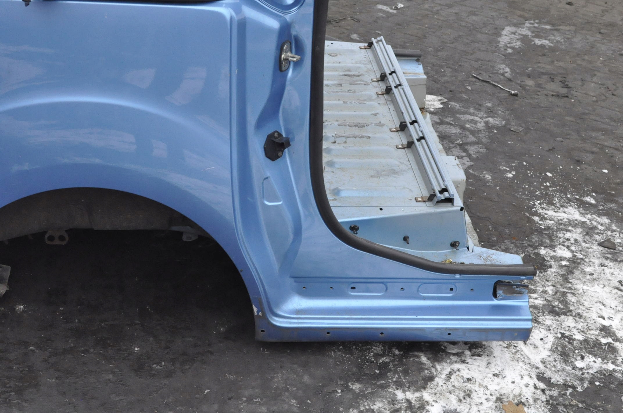 BERLINGO II 2PARTNER II 2008- CAŁY TYŁ DUPA ĆWIARTKA WANNA PAS Typ samochodu Samochody osobowe