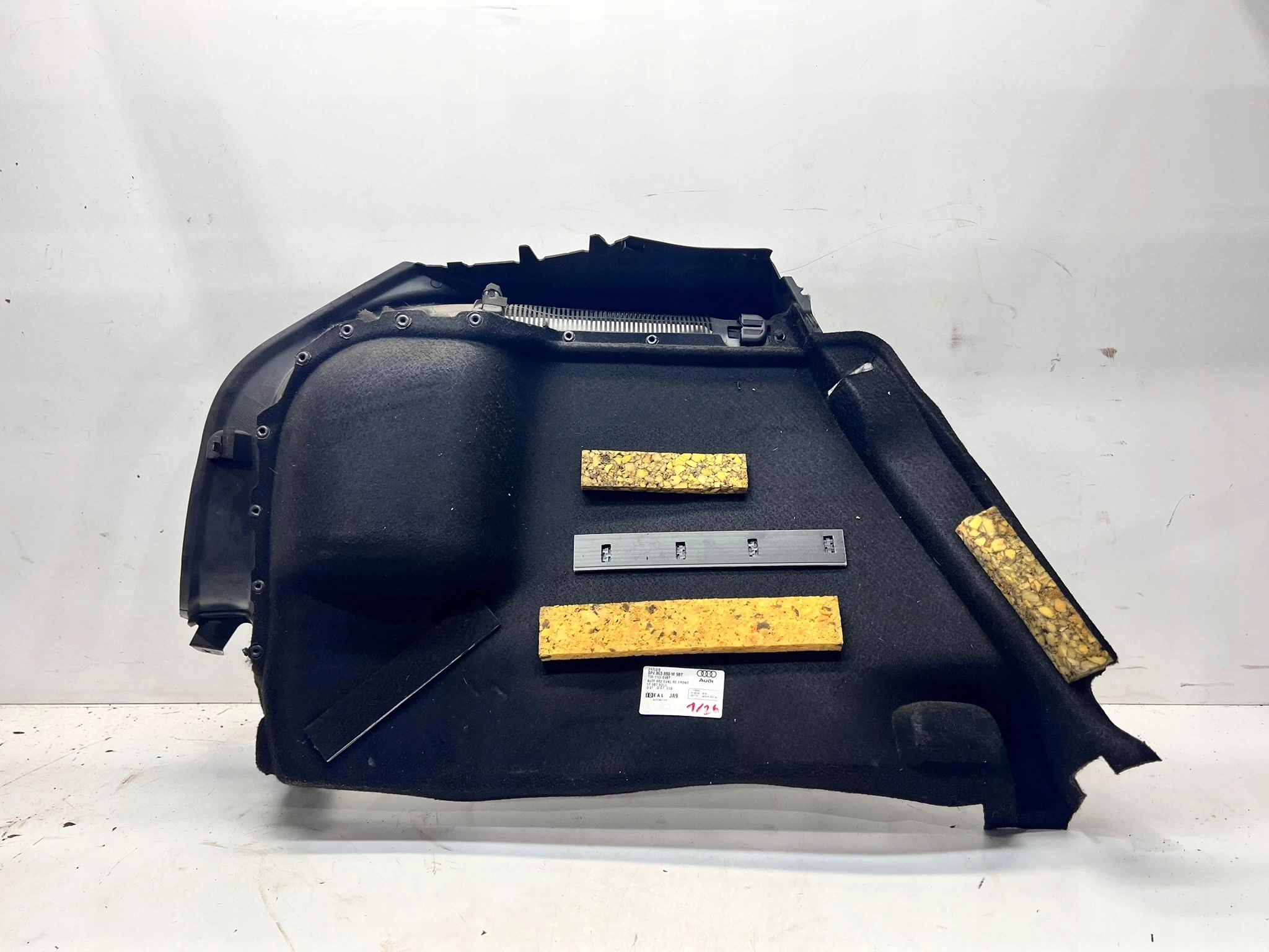 boot upholstery right rear part AUDI A3 8P SPORTBACK 8P4863880M 9BT 1/
