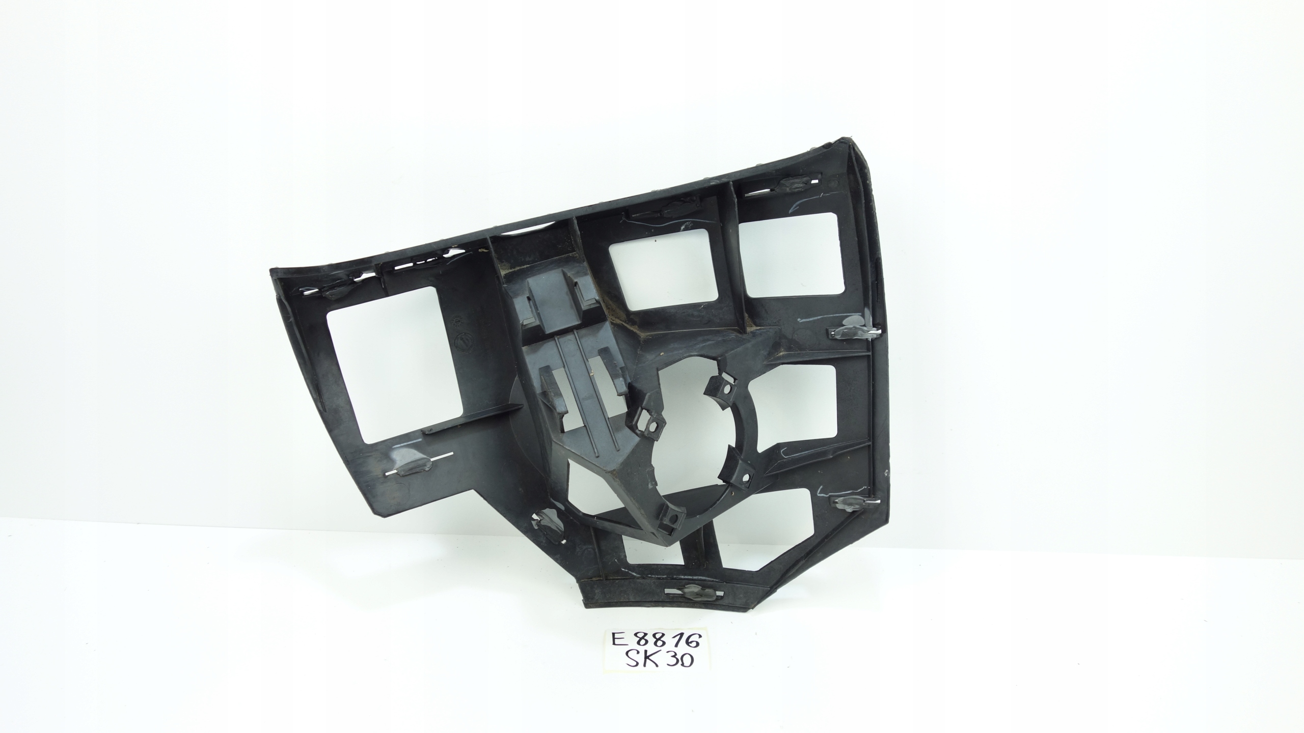 BMW Z4 E85 2002- support holder of a bumper right front 7016054