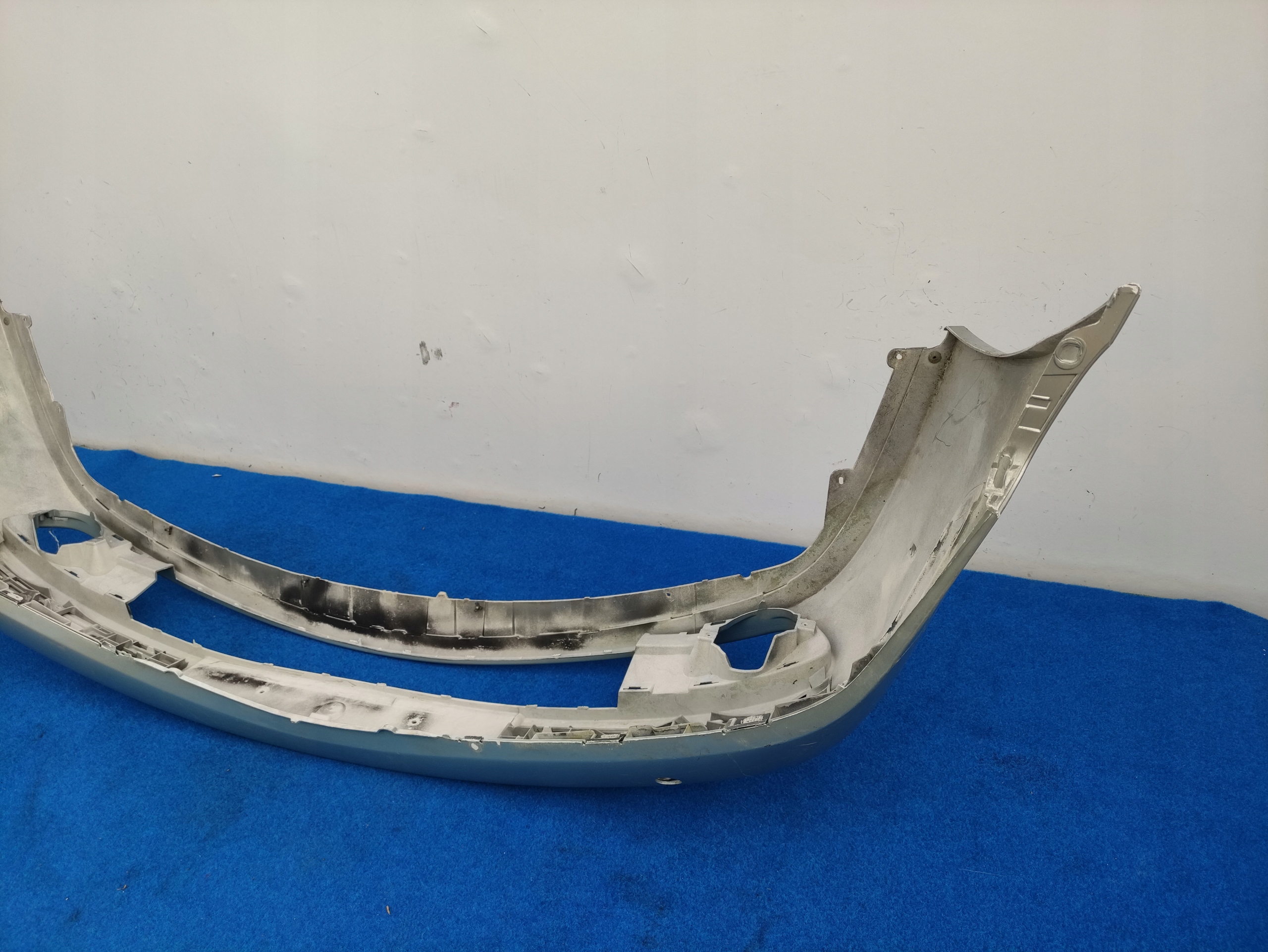 RENAULT LAGUNA 2 II 01-05 ROK bumper front below washers 8200008270 RB103