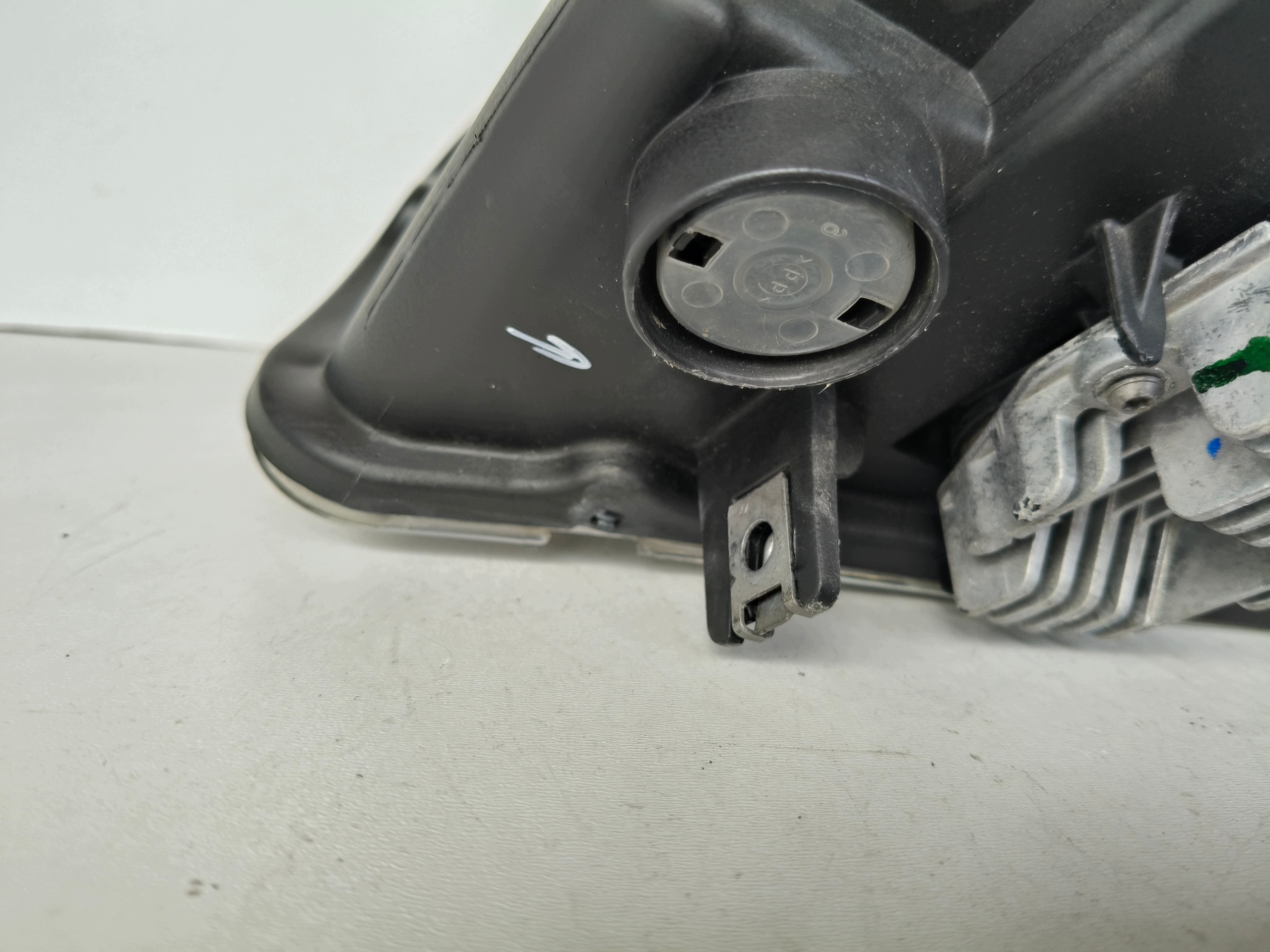 light right REFLEKTOR BMW X1 E84 12- LIFT XENON LED positioning