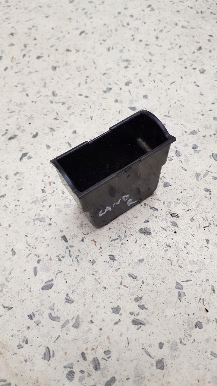 бардачок полка LAND ROVER Freelander I