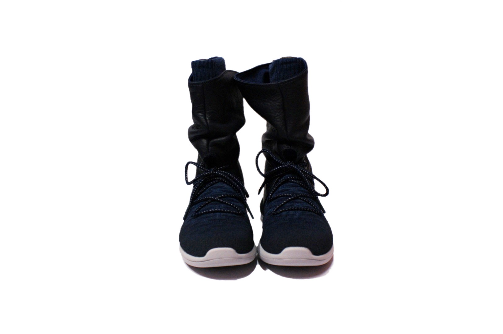 Buty WMNS Nike Roshe Two Hi Flyknit 35,5 Śniegowce Kod producenta 861708 400