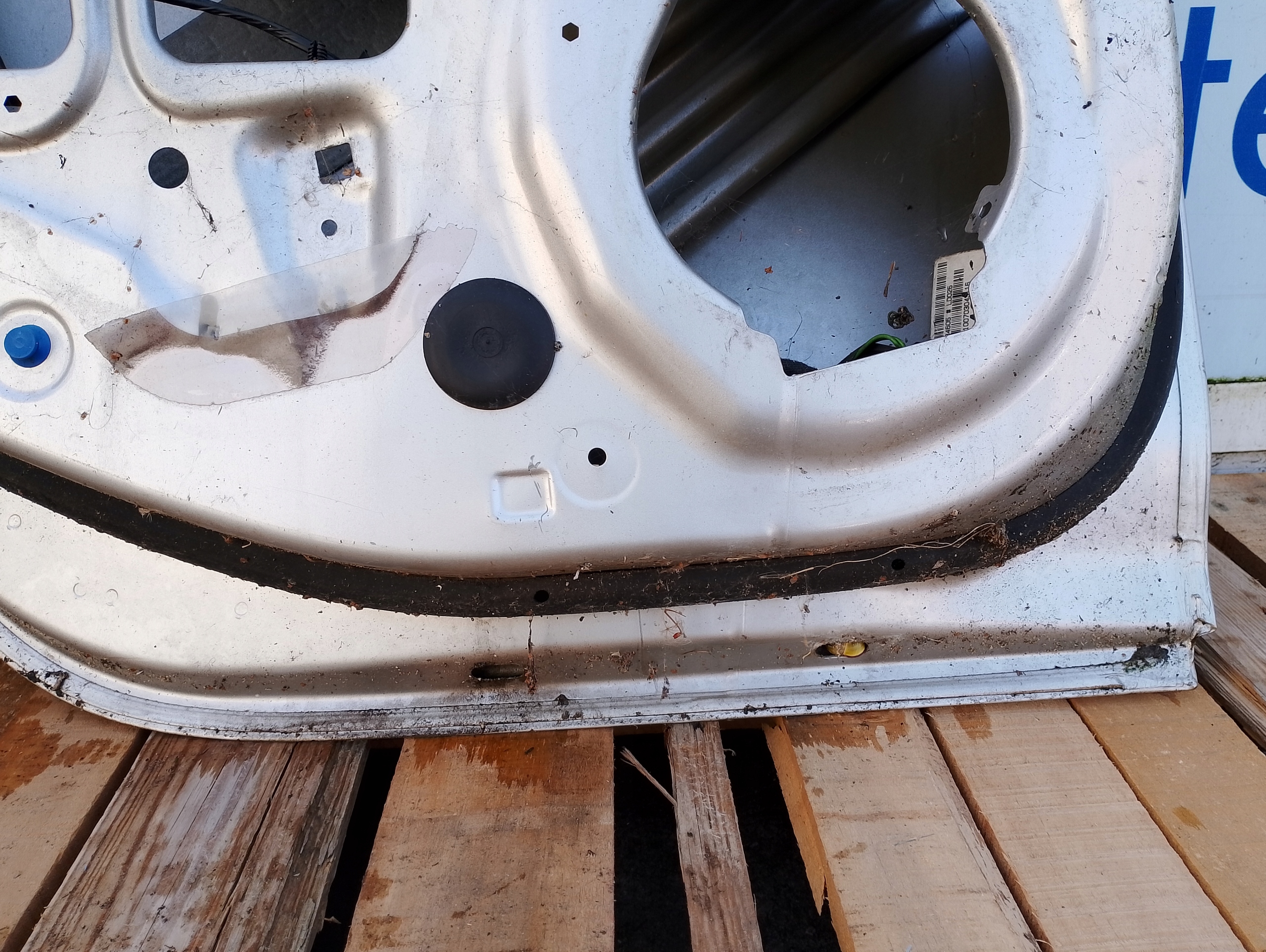 door rear. left left rear part OPEL ASTRA J IV HB