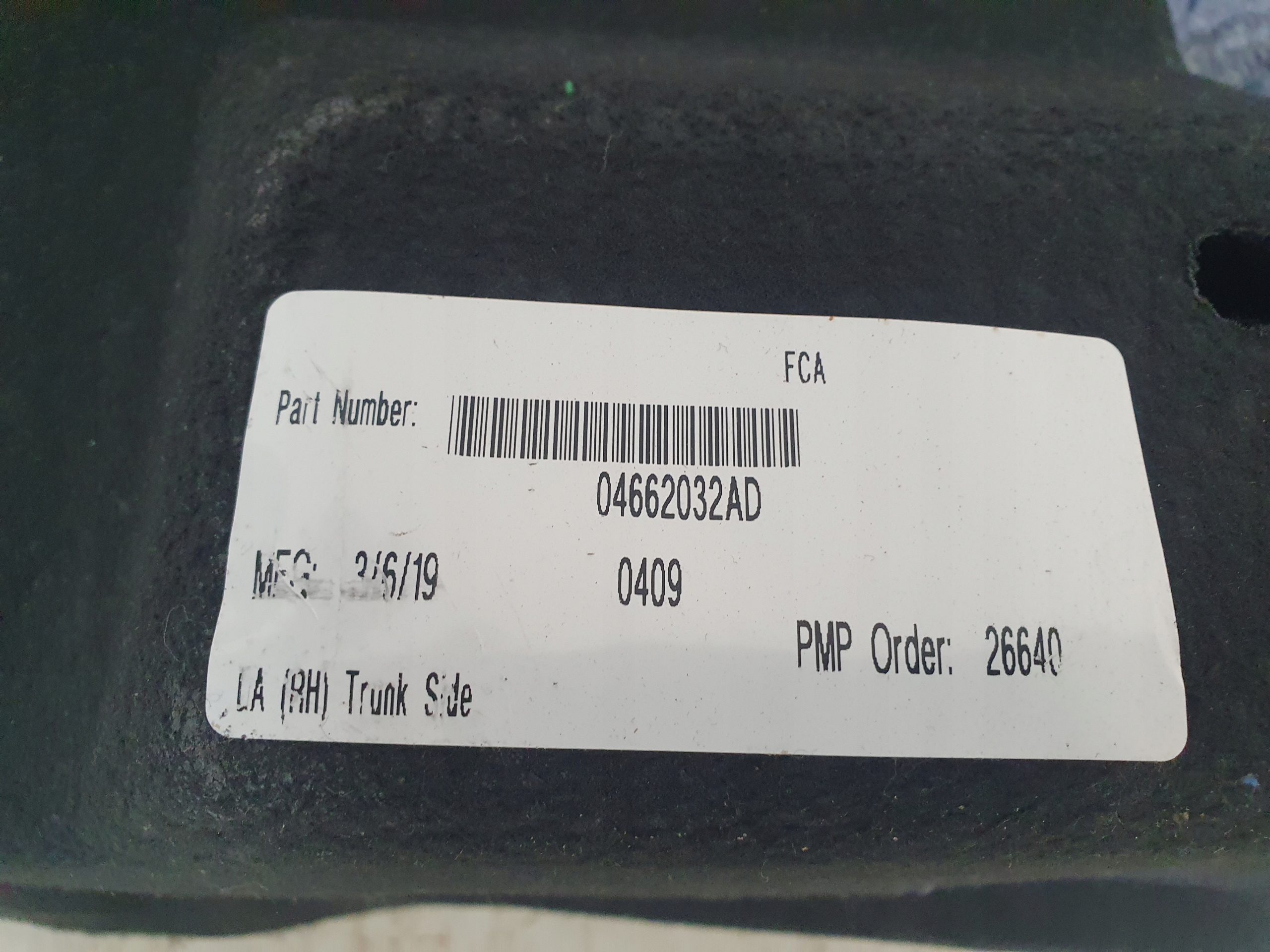 DODGE CHALLENGER 15- 3.6 right boot upholstery 04662032AD
