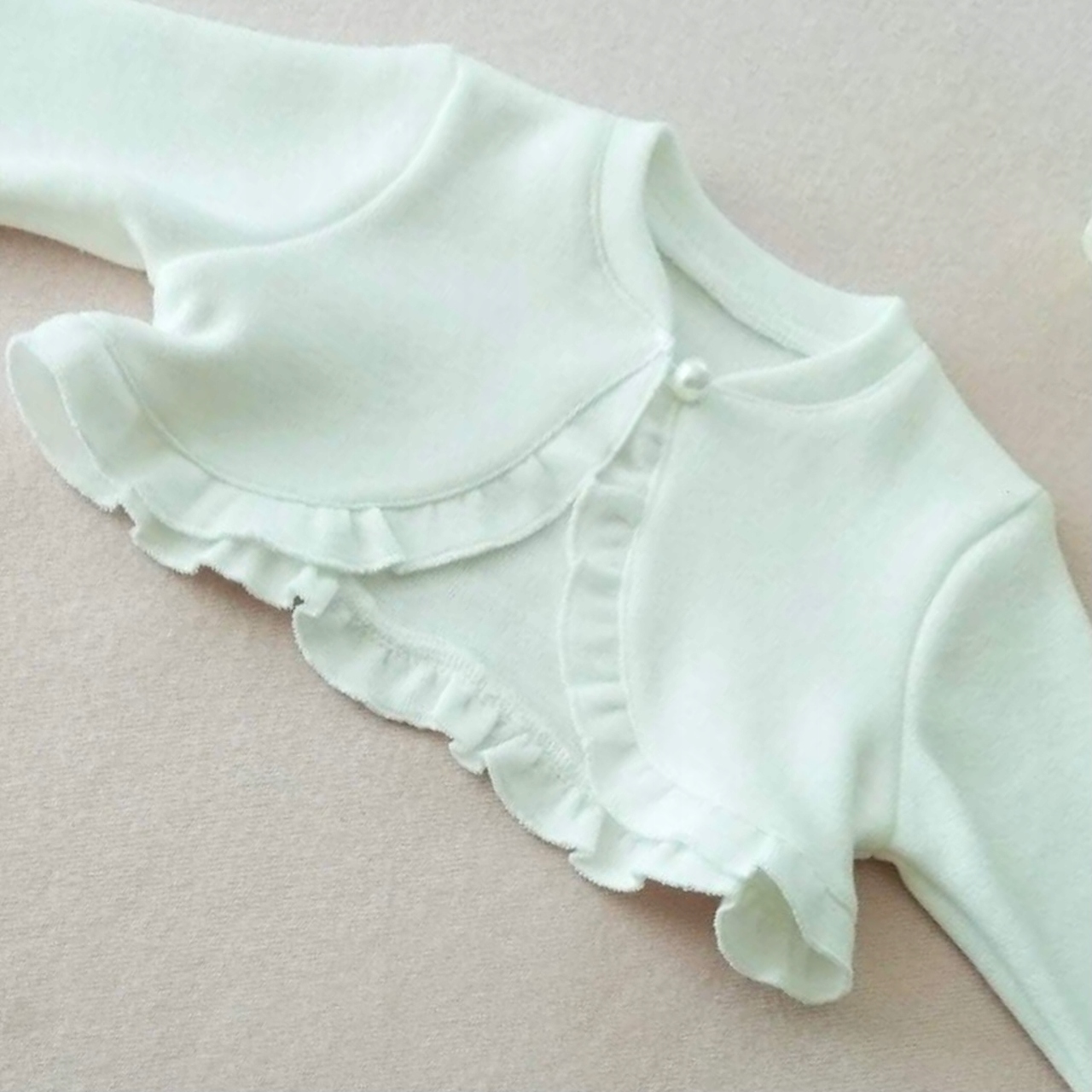 Sweterek ecru do chrztu z perełką, r. 56 Rozmiar 56