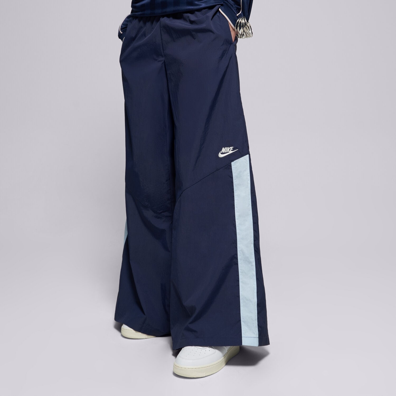 Nike Sportswear Tréninkové kalhoty S